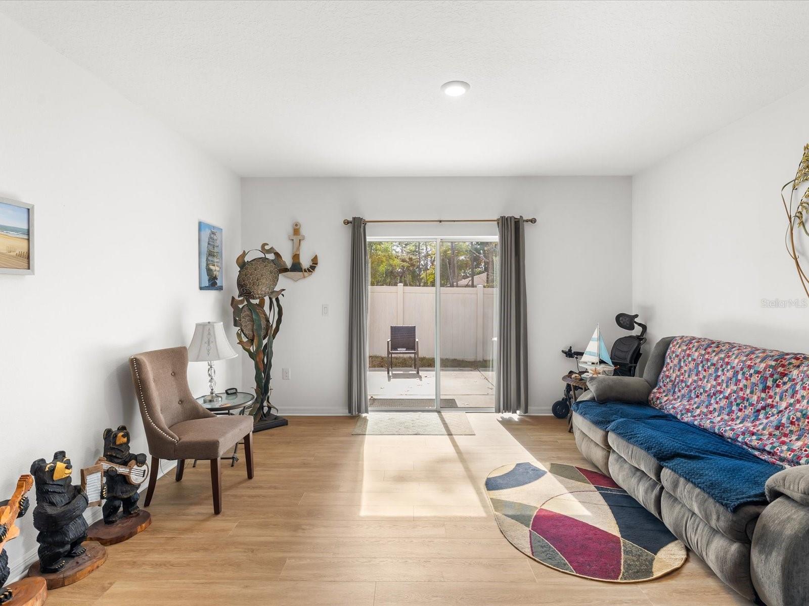 Image 14 of 57 For 8010 Blackhawk Trail