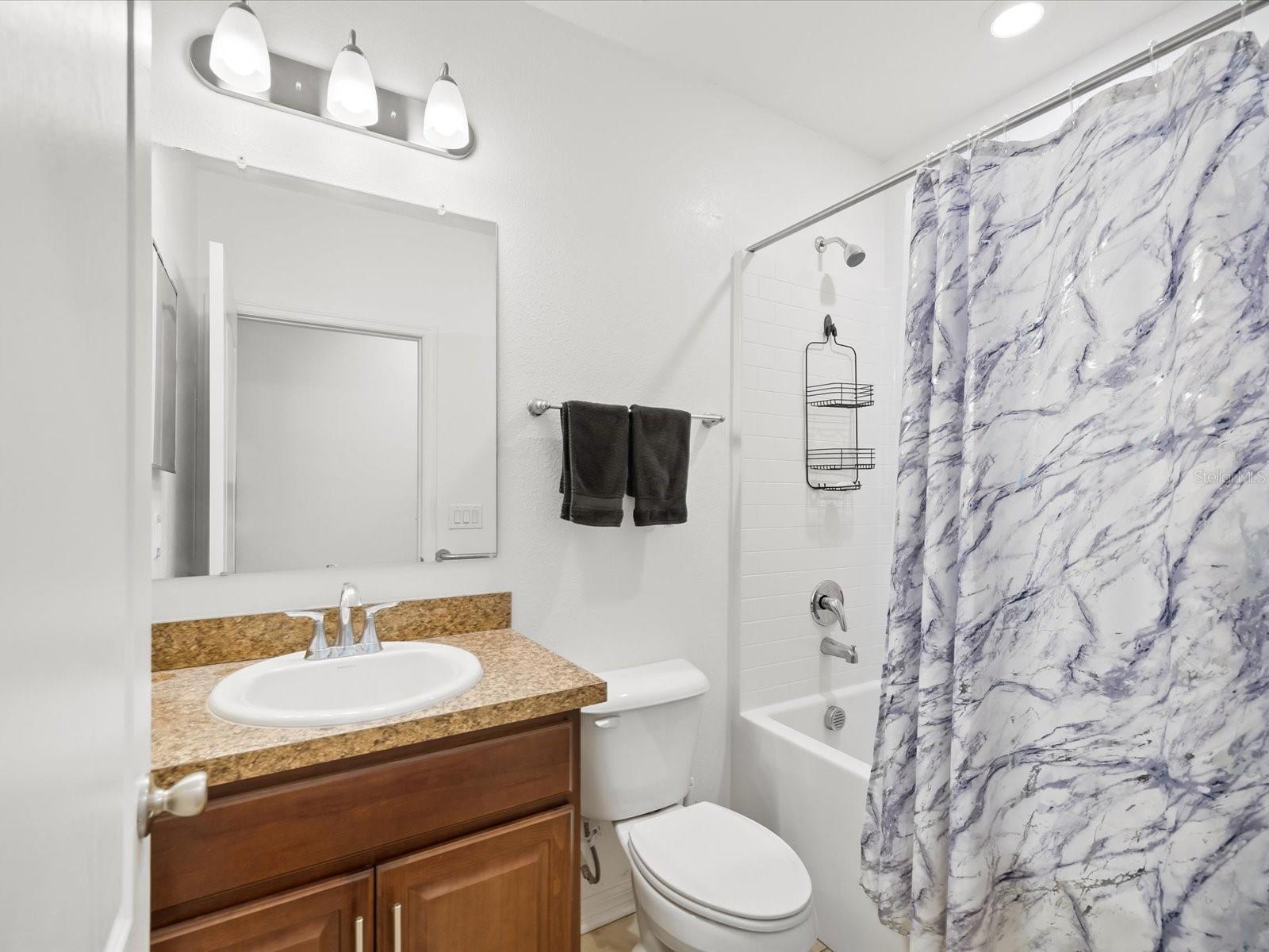 Image 25 of 57 For 8010 Blackhawk Trail