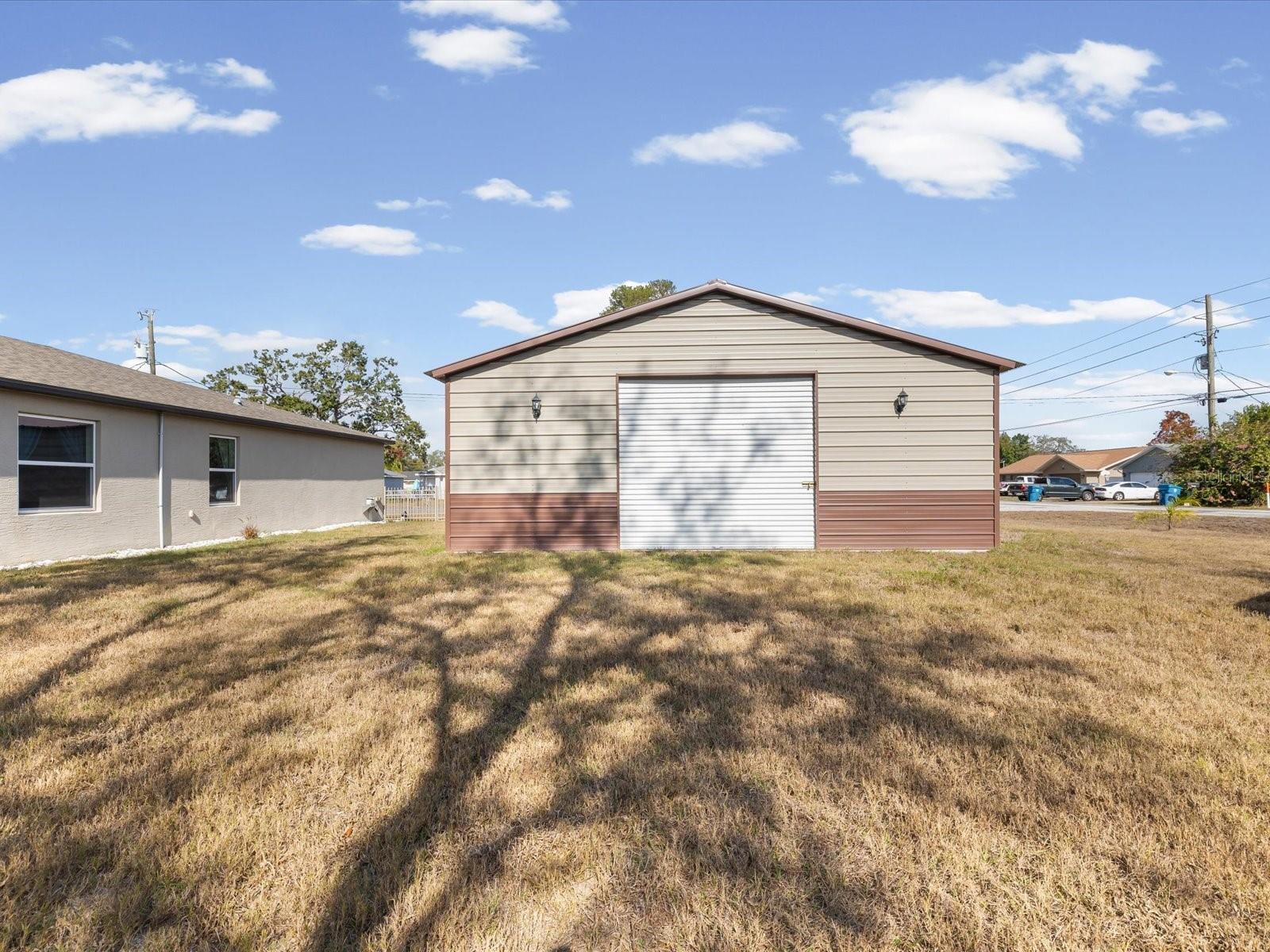 Image 37 of 57 For 8010 Blackhawk Trail