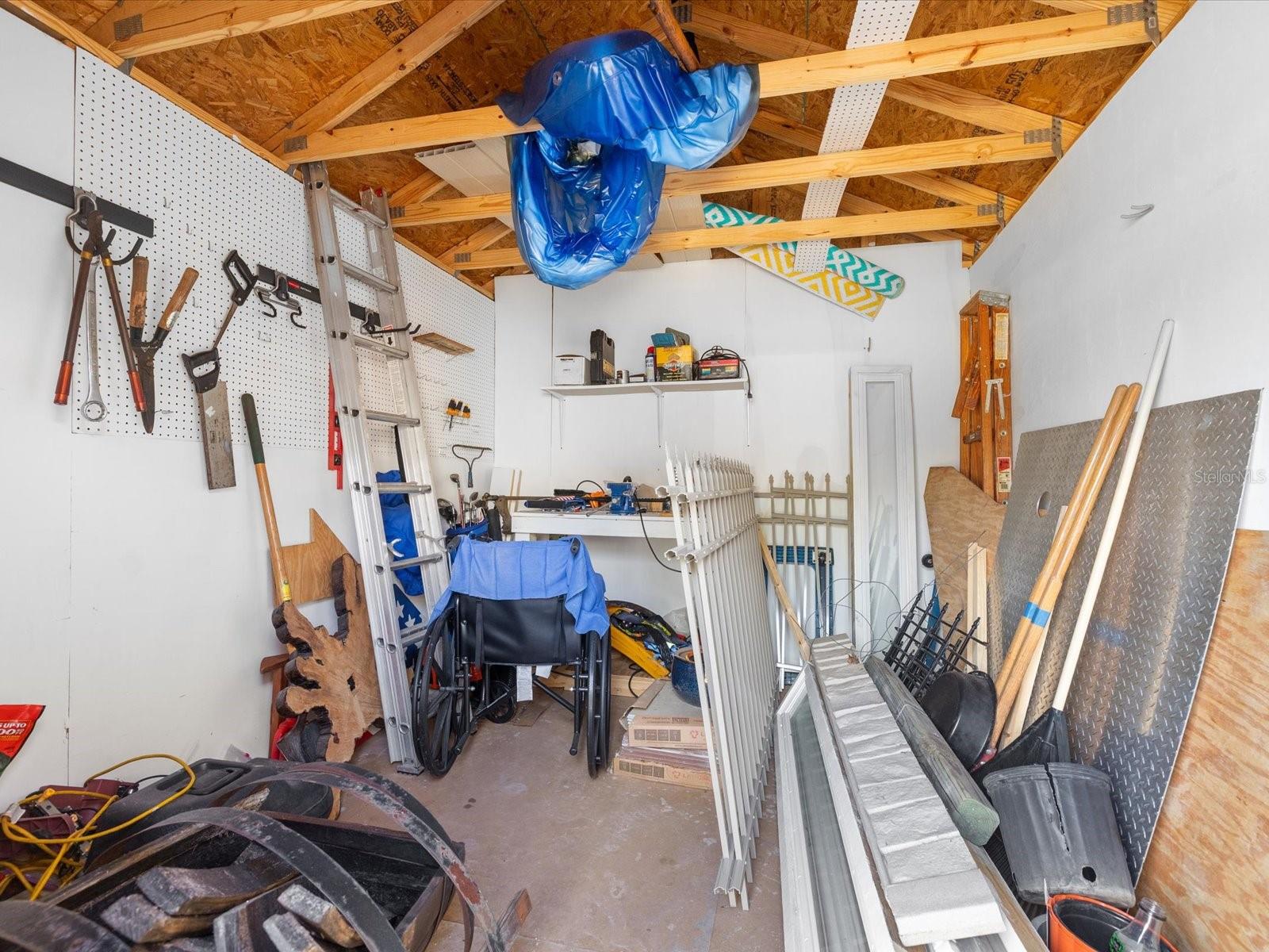 Image 43 of 57 For 8010 Blackhawk Trail