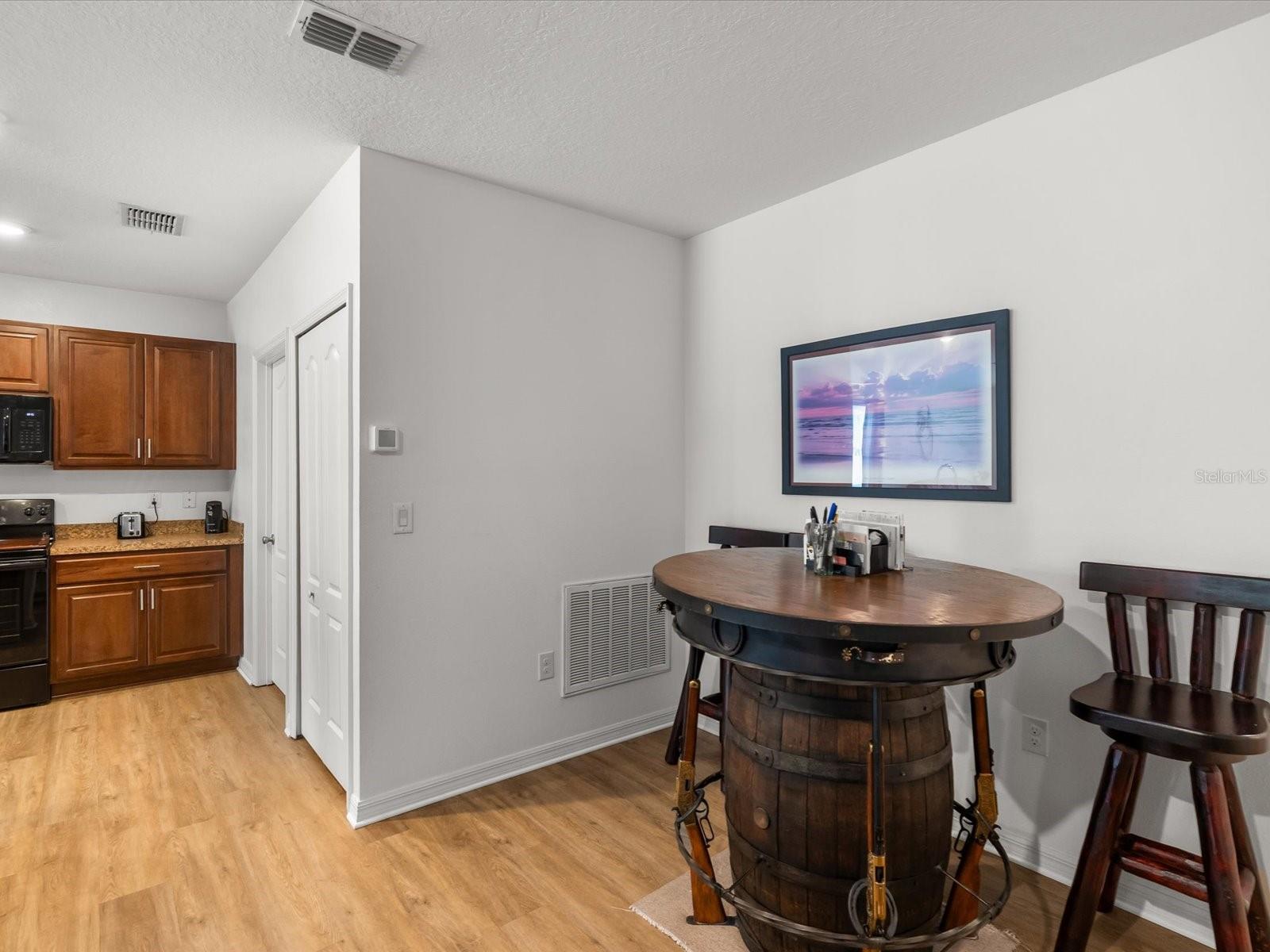 Image 7 of 57 For 8010 Blackhawk Trail