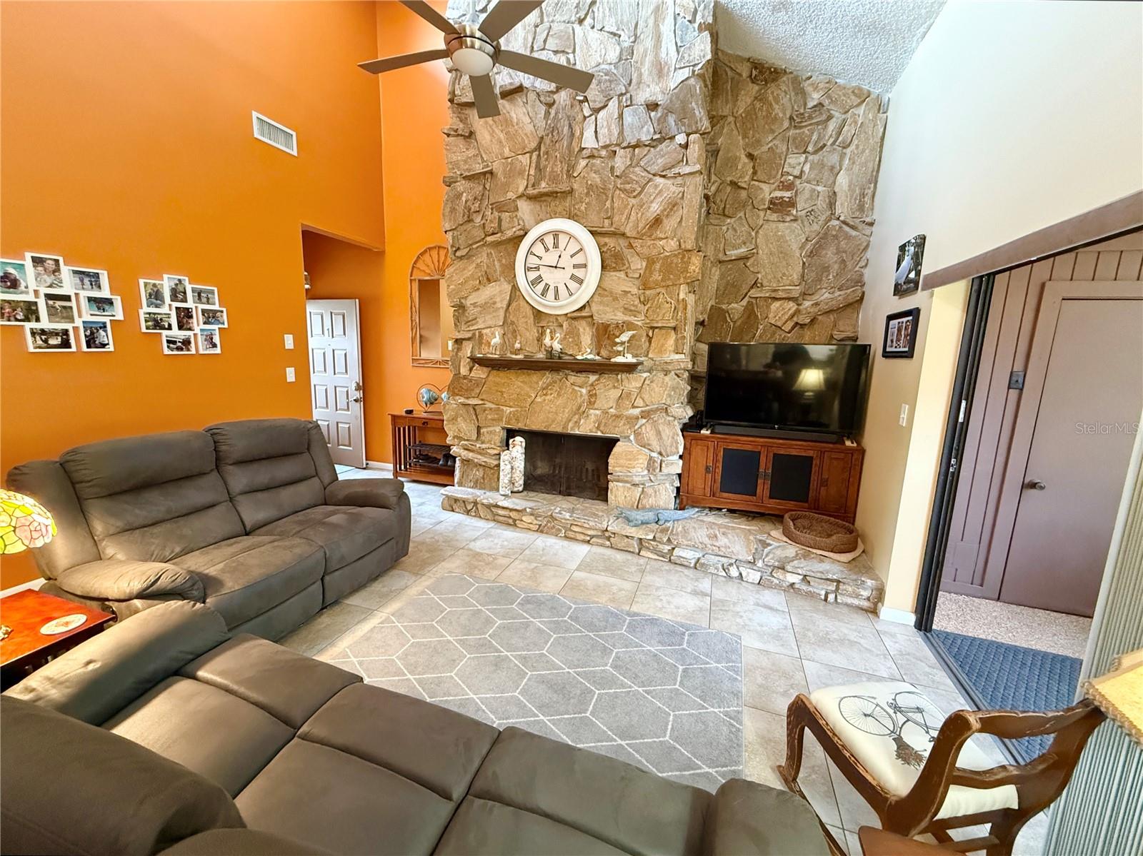 Image 4 of 26 For 7120 Cognac Drive 1