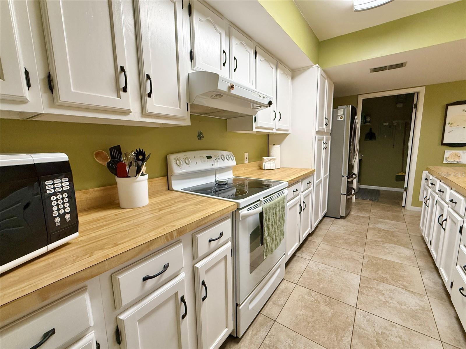 Image 9 of 26 For 7120 Cognac Drive 1