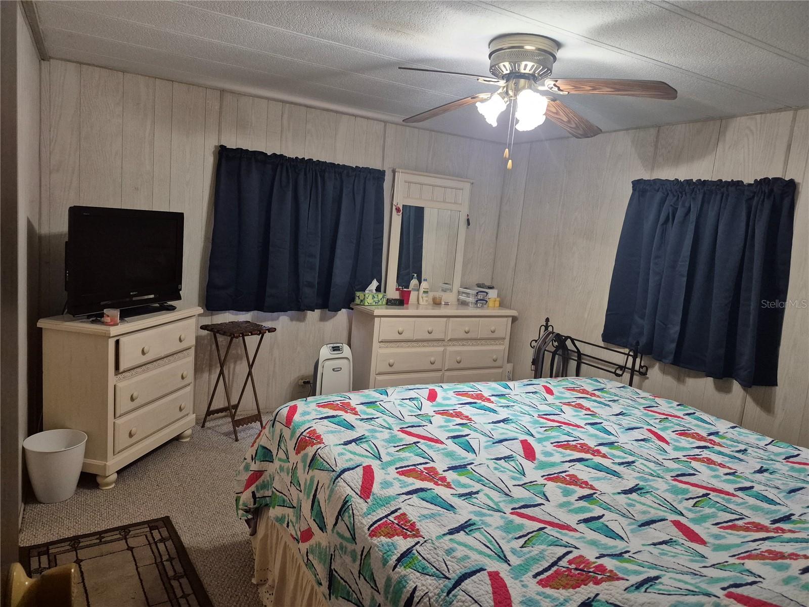 Image 24 of 48 For 14315 Edgeknoll Street