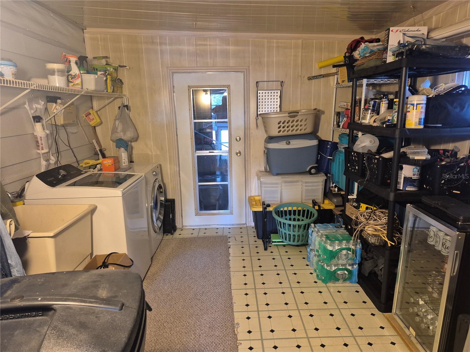 Image 31 of 48 For 14315 Edgeknoll Street