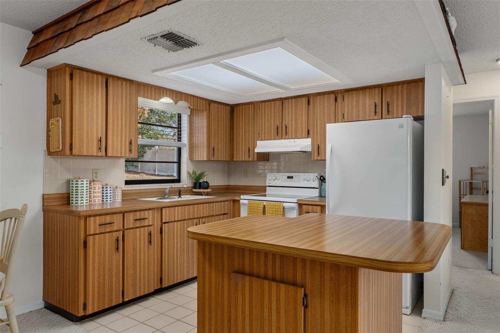 Image 8 of 28 For 2300 Restmere Lane