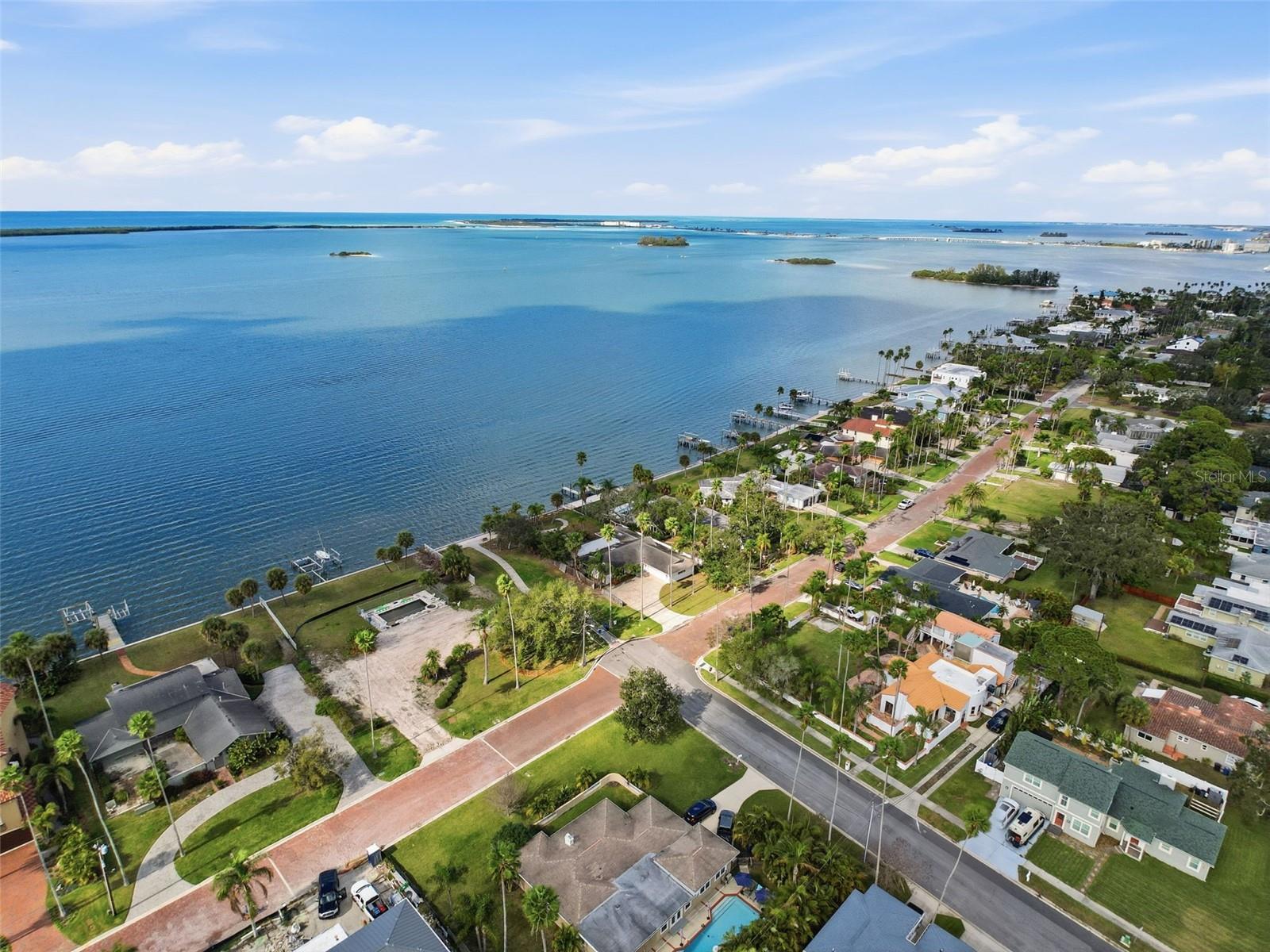 Image 4 of 68 For 1600 Santa Barbara Drive