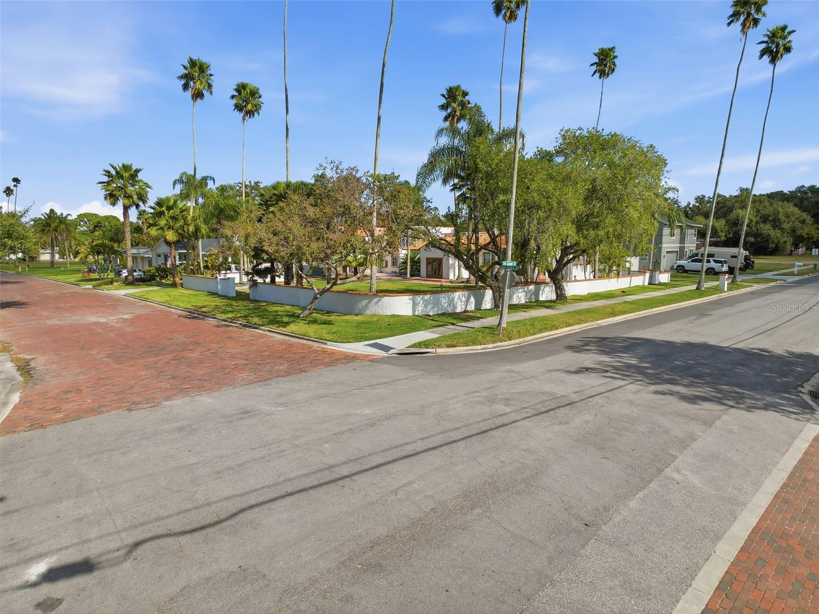 Image 43 of 68 For 1600 Santa Barbara Drive