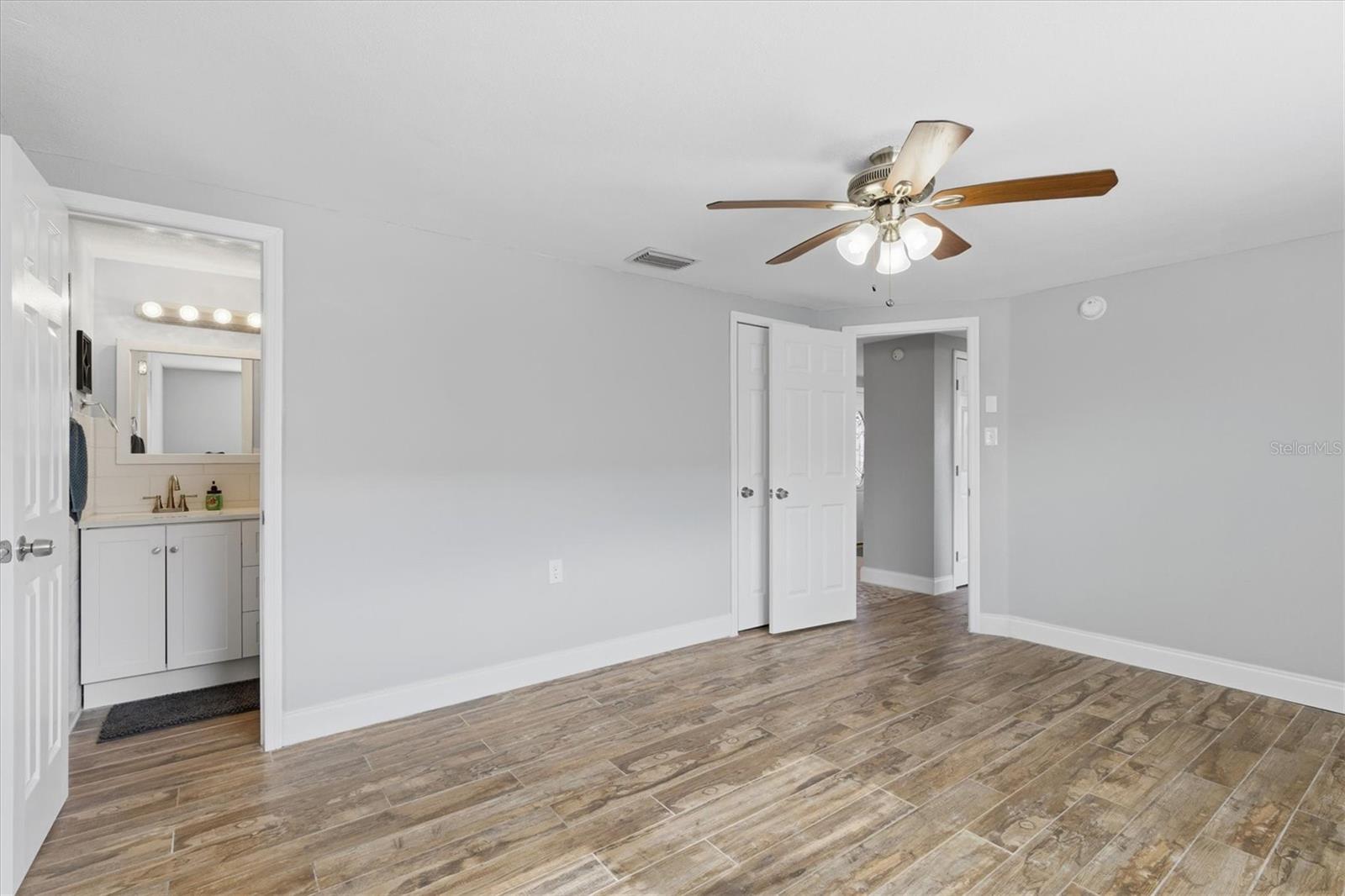 Image 26 of 59 For 13603 Jennita Drive