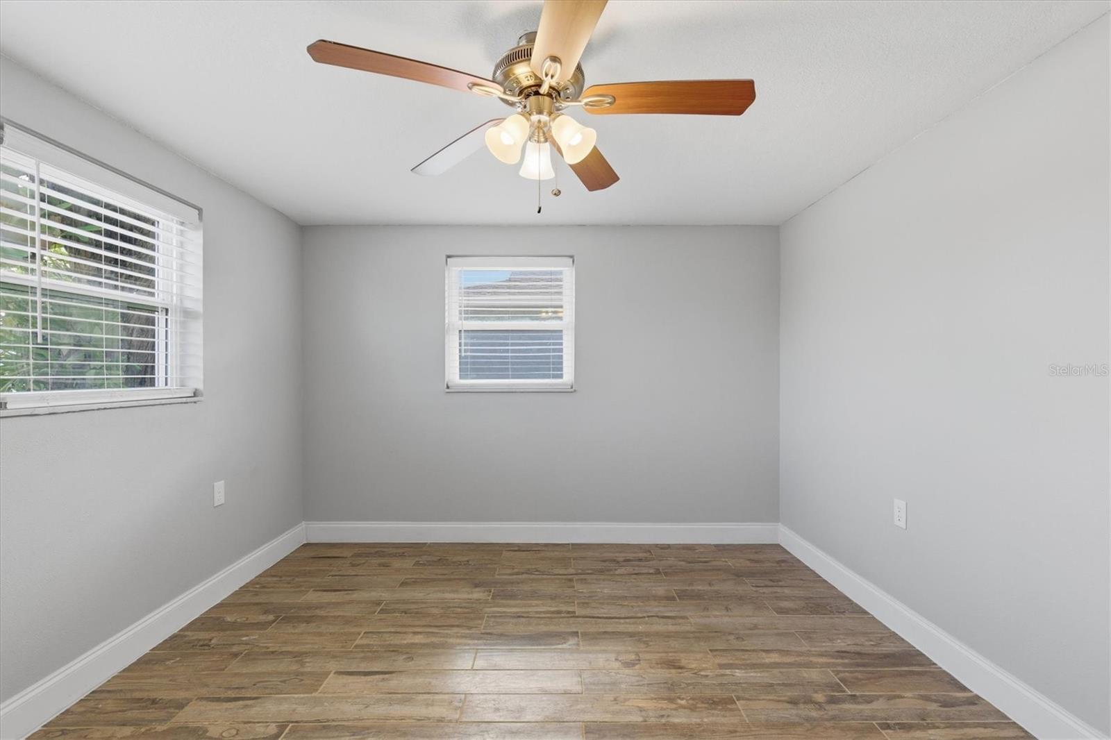 Image 33 of 59 For 13603 Jennita Drive