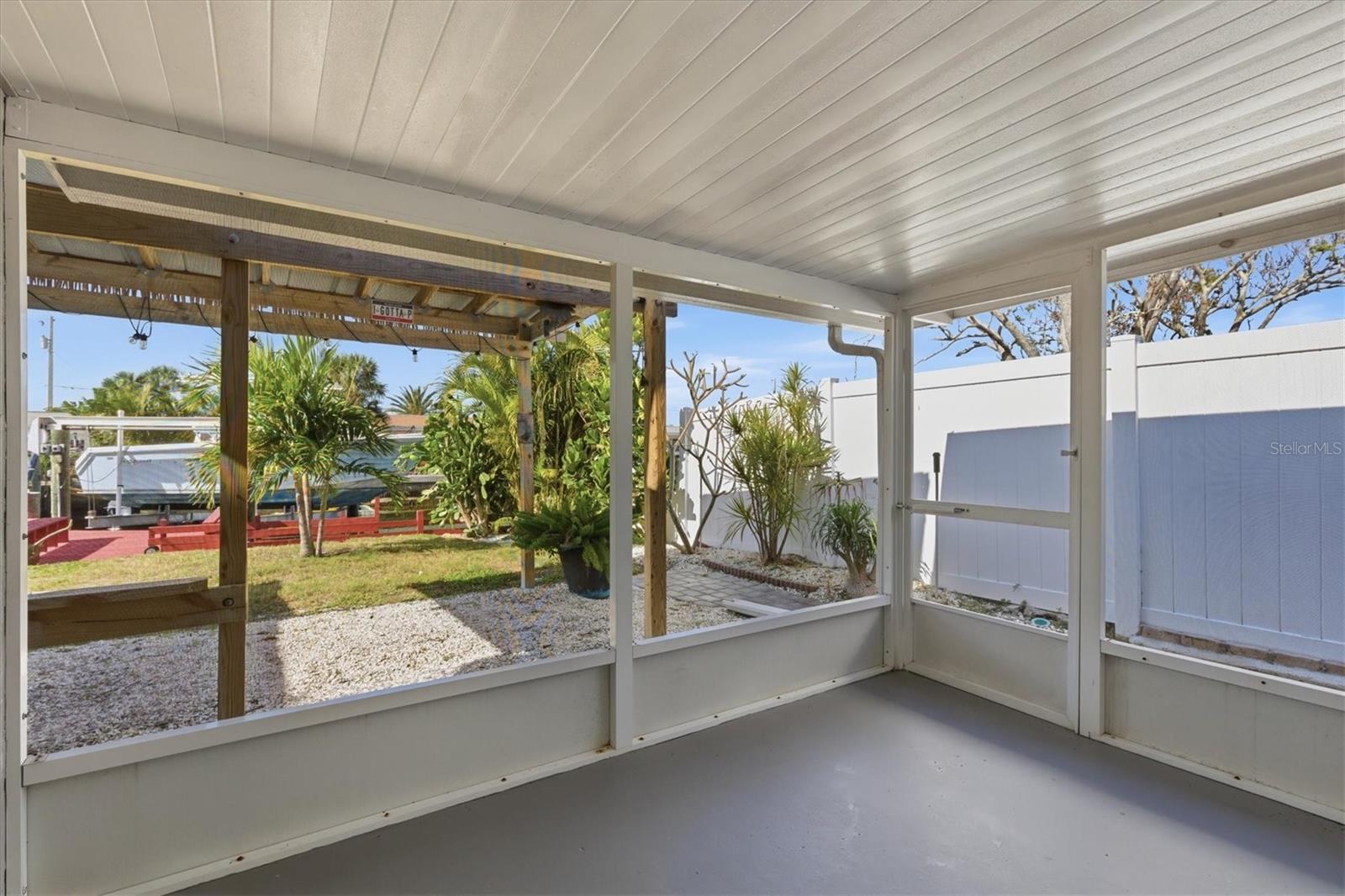 Image 40 of 59 For 13603 Jennita Drive