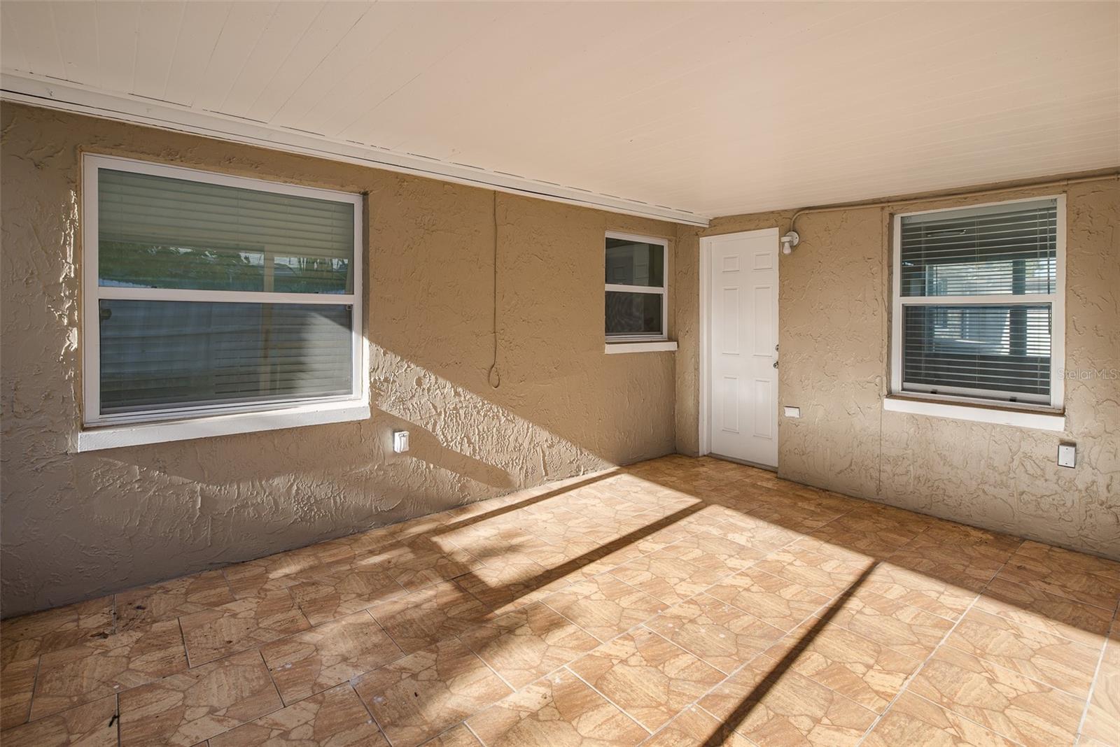 Image 39 of 47 For 1148 Fernwood Drive