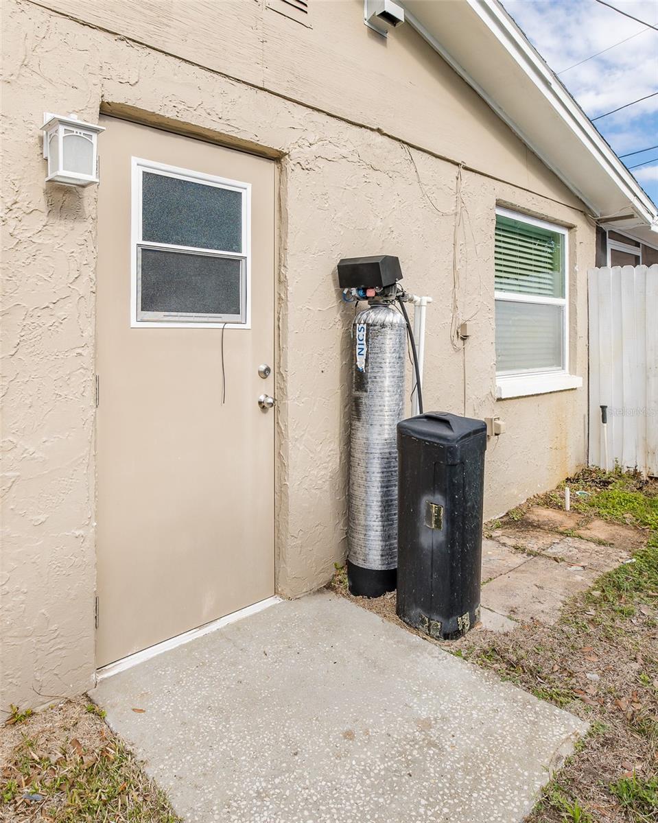 Image 41 of 47 For 1148 Fernwood Drive