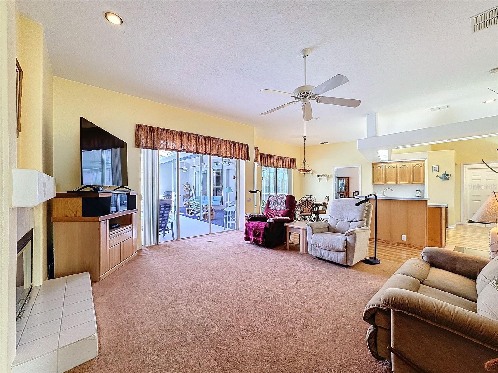 Image 19 of 62 For 8530 Coral Creek Loop