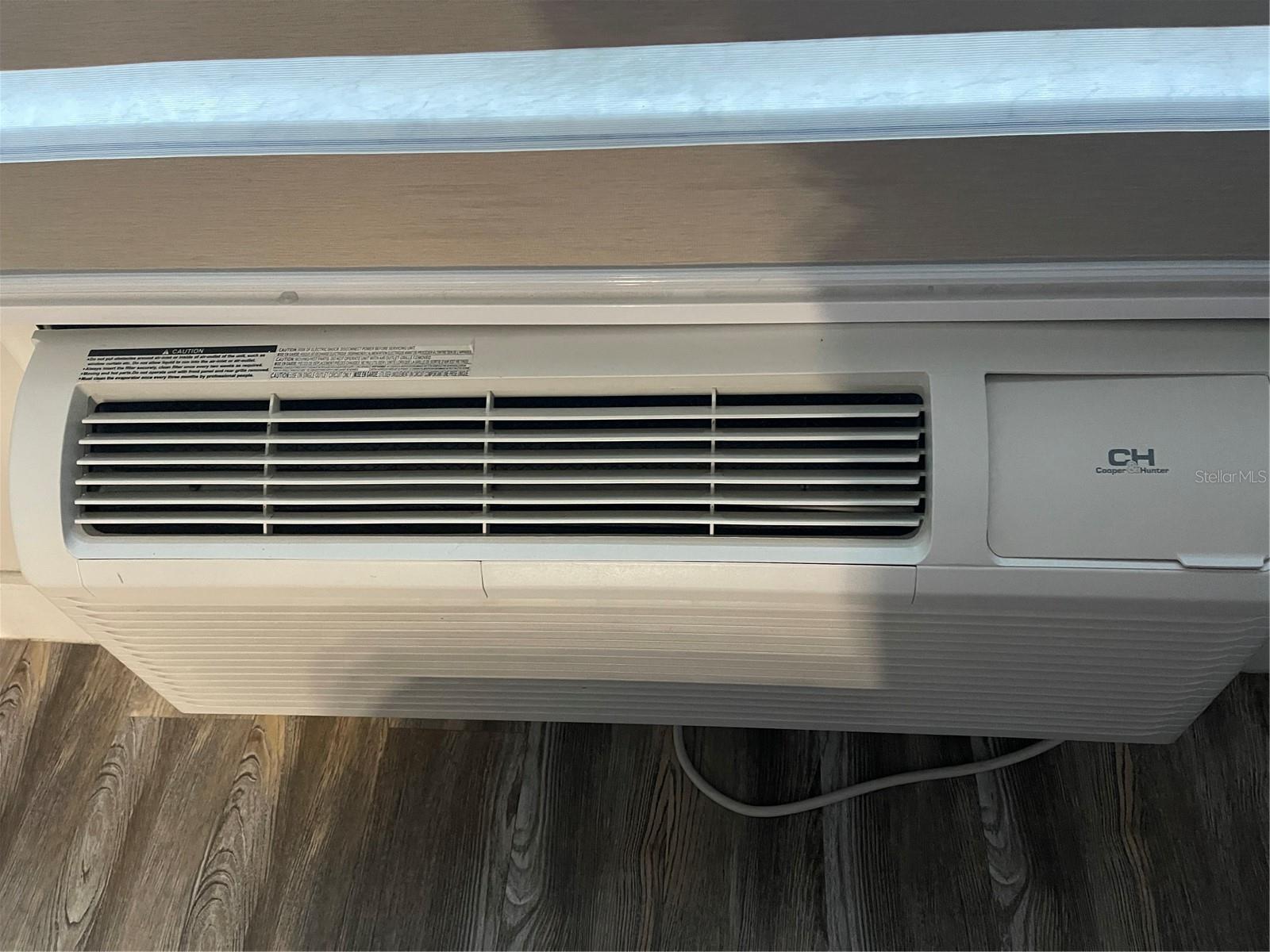 Image 26 of 33 For 20921 Haulover Cove 11