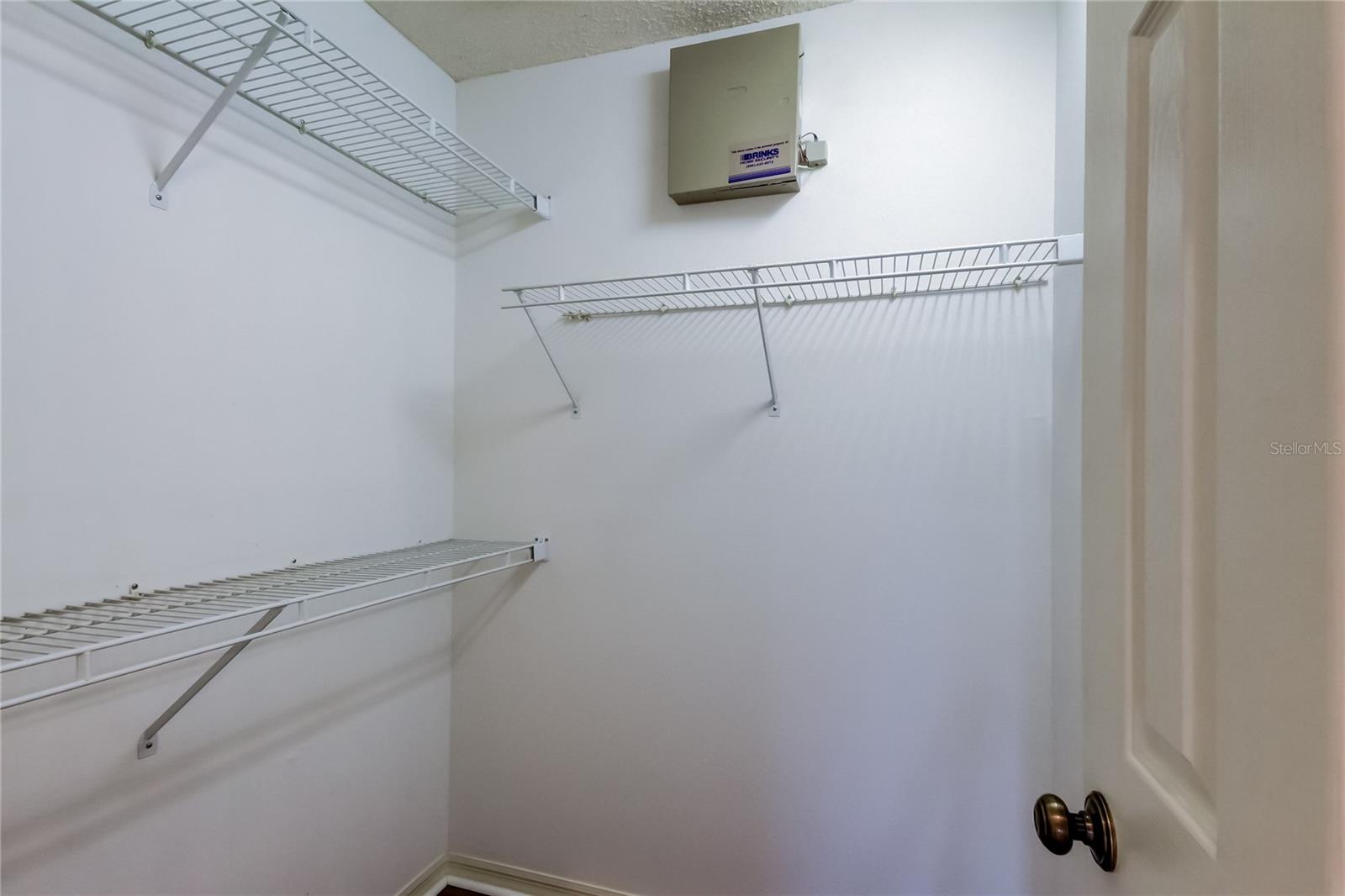 Image 17 of 24 For 7522 Mediterranean Court