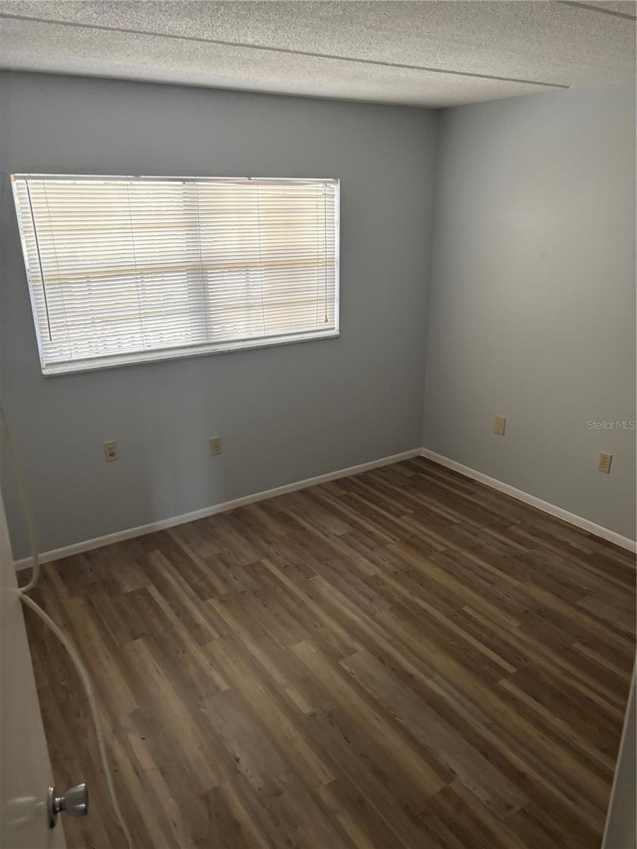 Image 14 of 17 For 821 Deleon Court 303