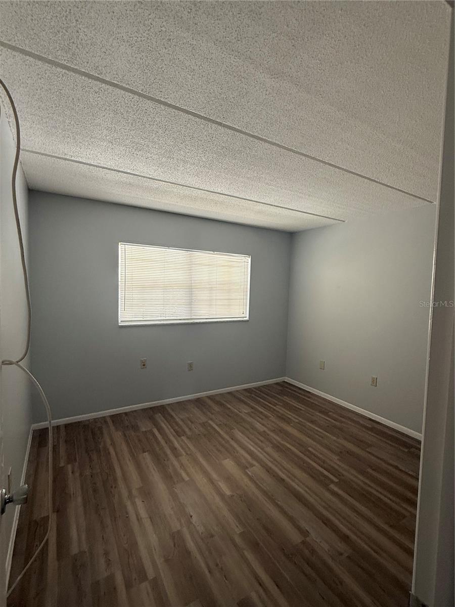 Image 15 of 17 For 821 Deleon Court 303