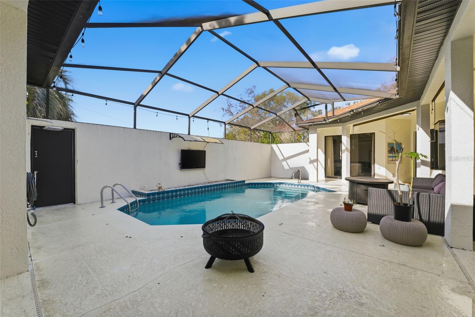 Image 6 of 64 For 8451 Delta Court