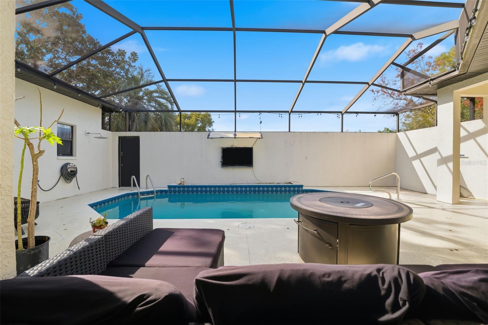 Image 7 of 64 For 8451 Delta Court