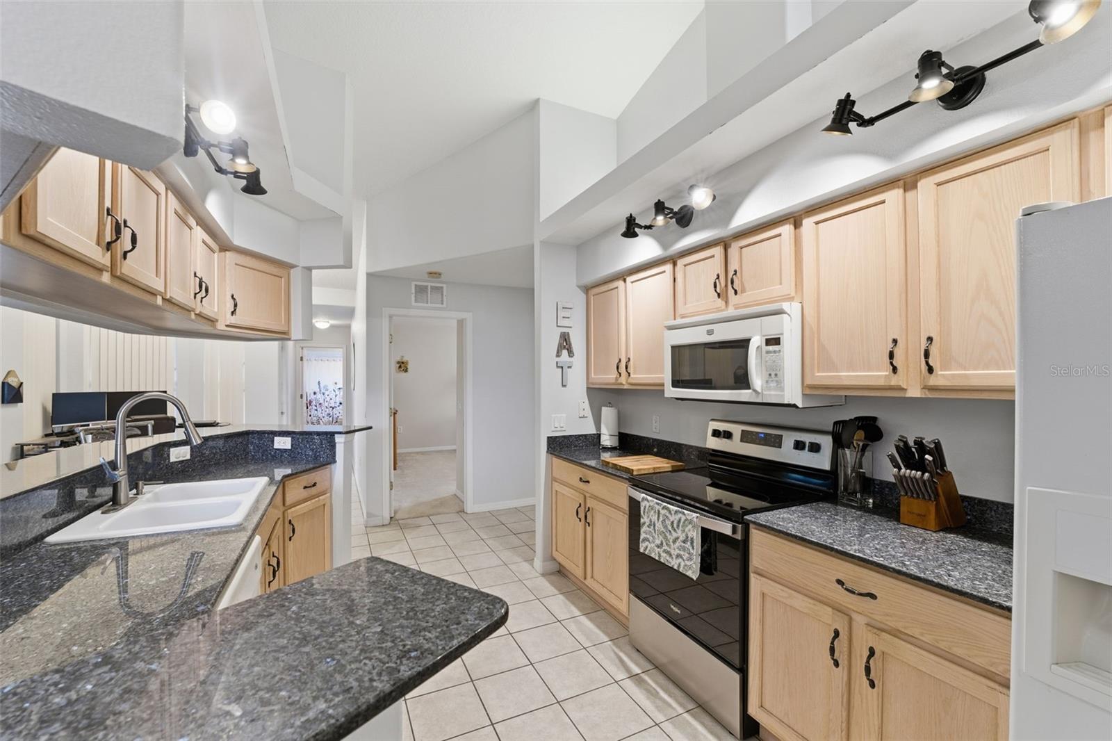 Image 13 of 68 For 5220 Kirkwood Avenue