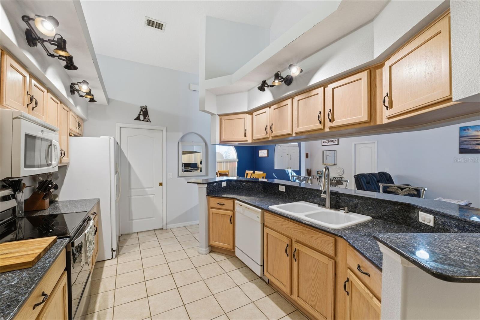 Image 14 of 68 For 5220 Kirkwood Avenue