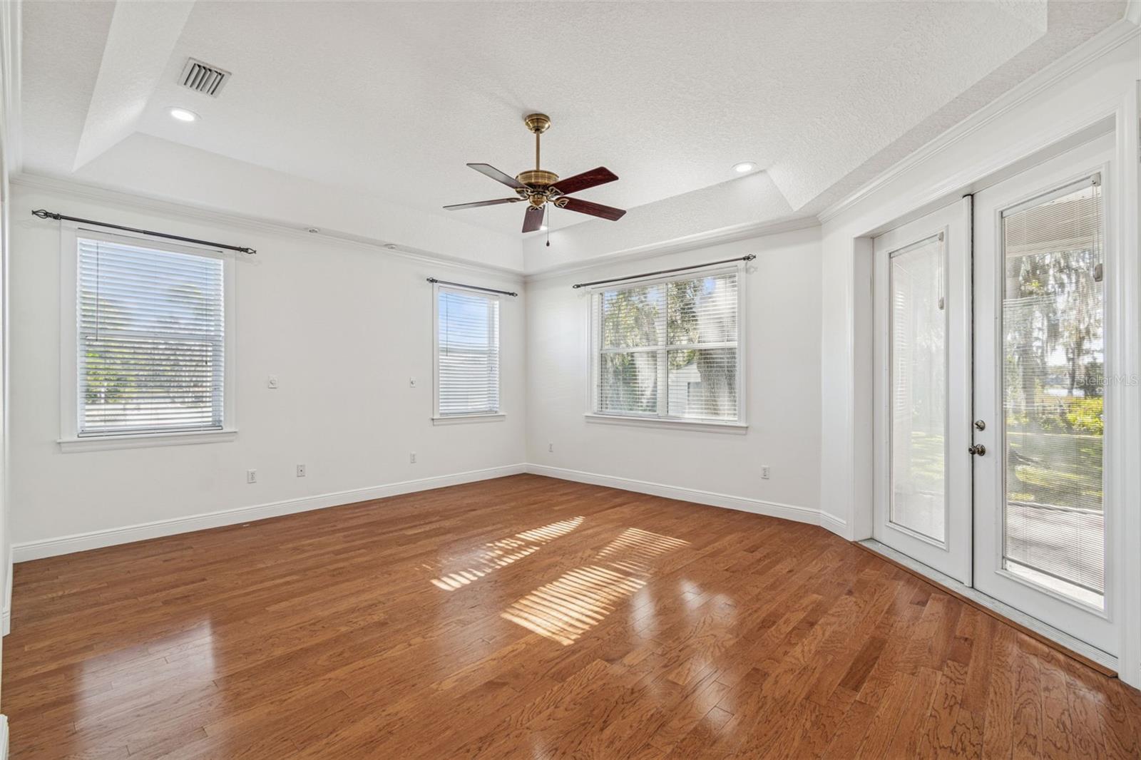 Image 18 of 53 For 11008 Nest Court