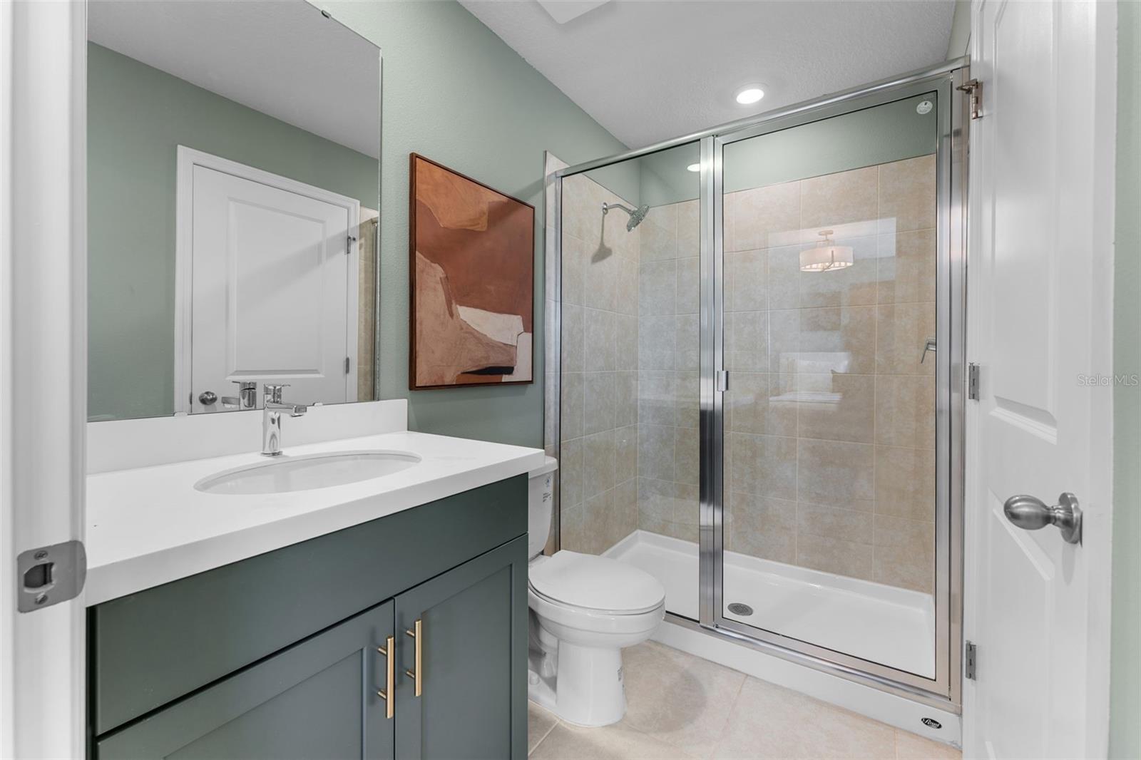 Image 12 of 25 For 616 Emerald Grove Drive