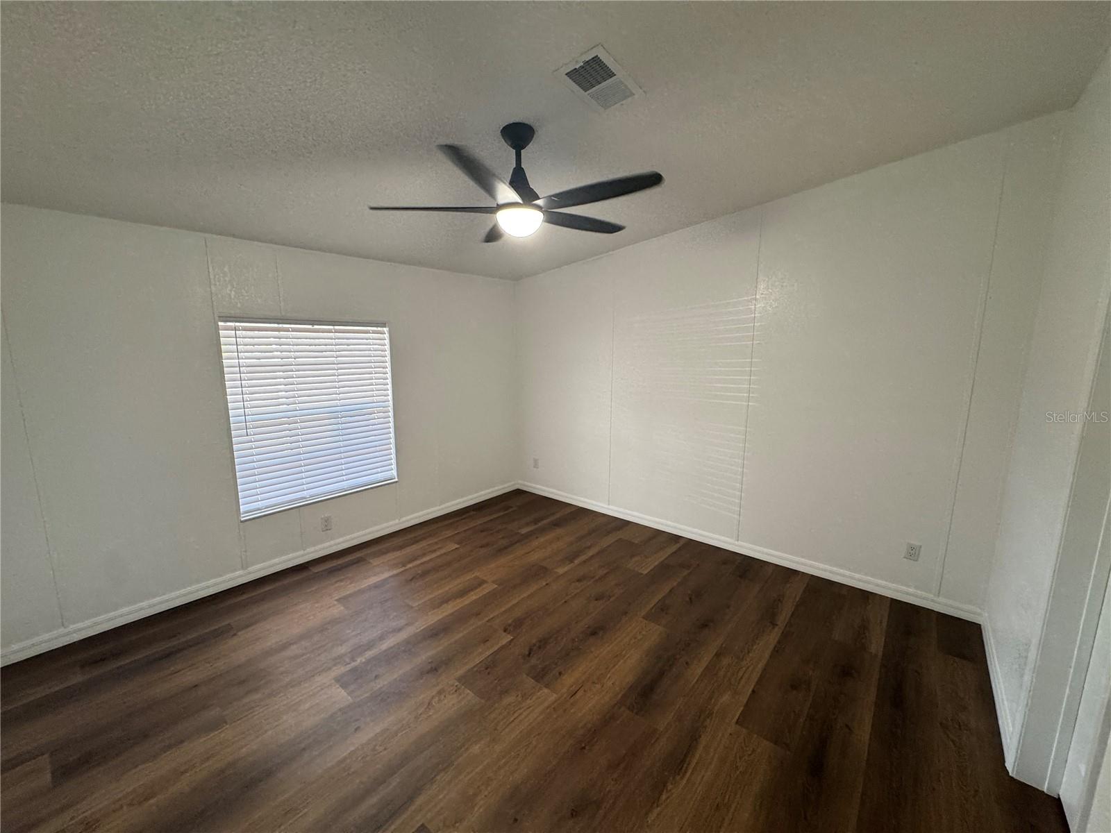 Image 11 of 40 For 8104 Ridge Road