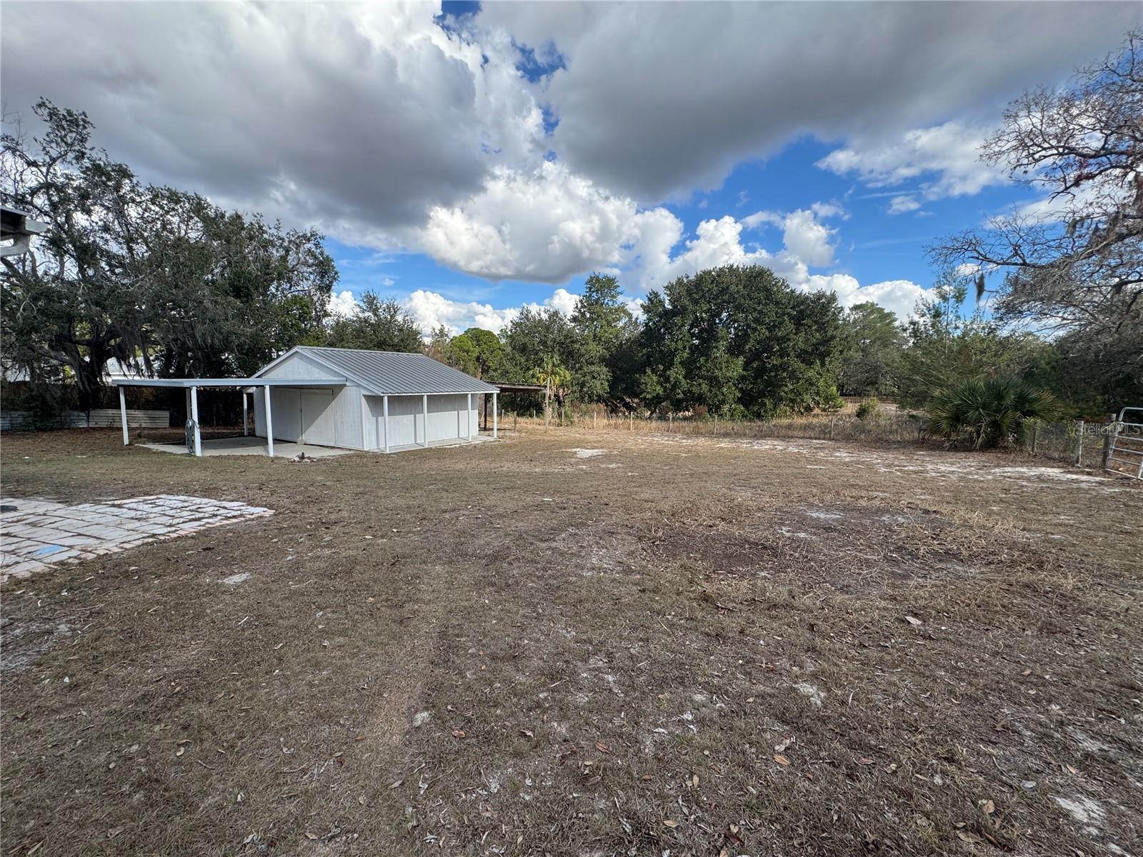 Image 26 of 40 For 8104 Ridge Road