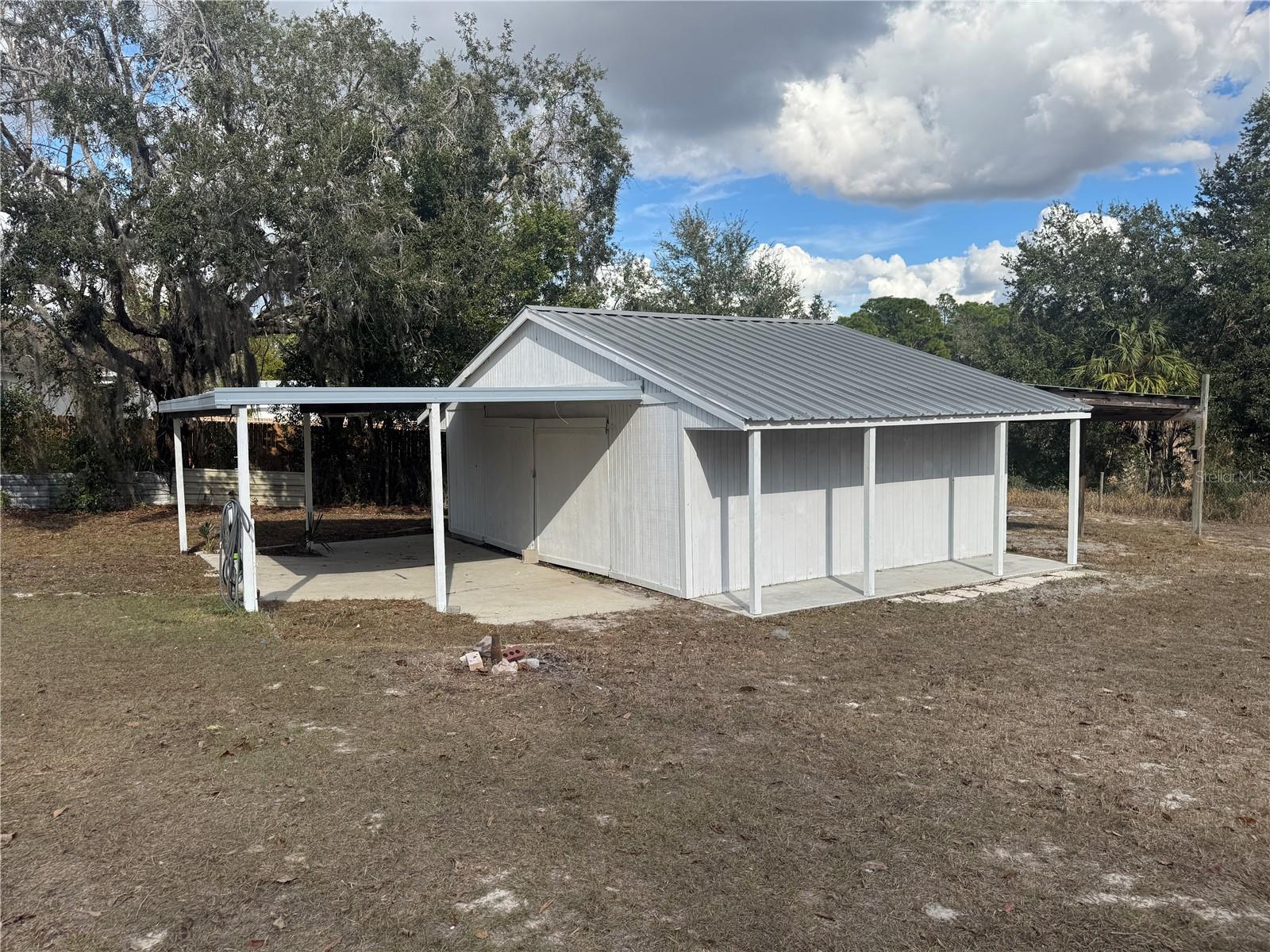 Image 27 of 40 For 8104 Ridge Road