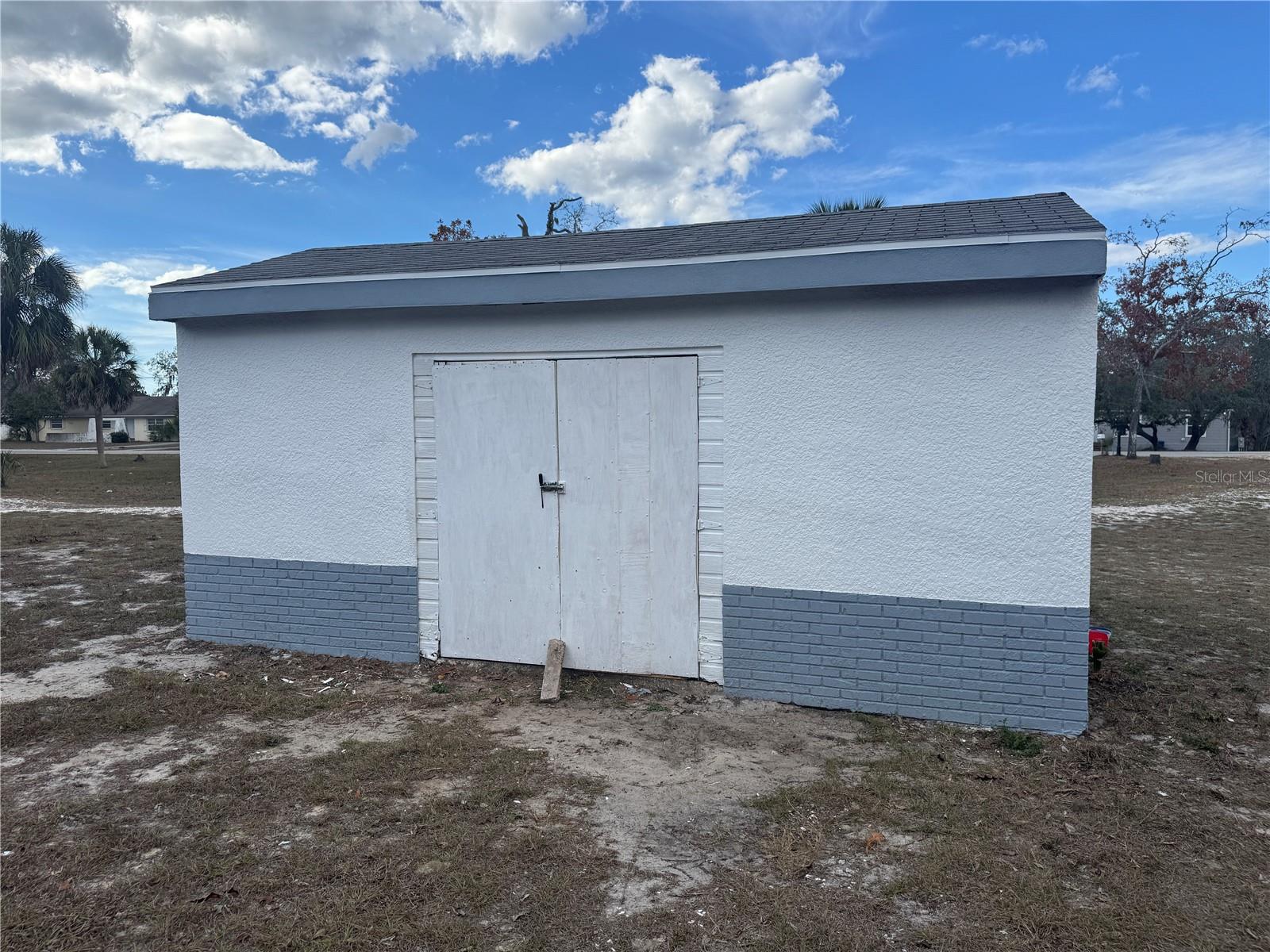 Image 38 of 40 For 8104 Ridge Road