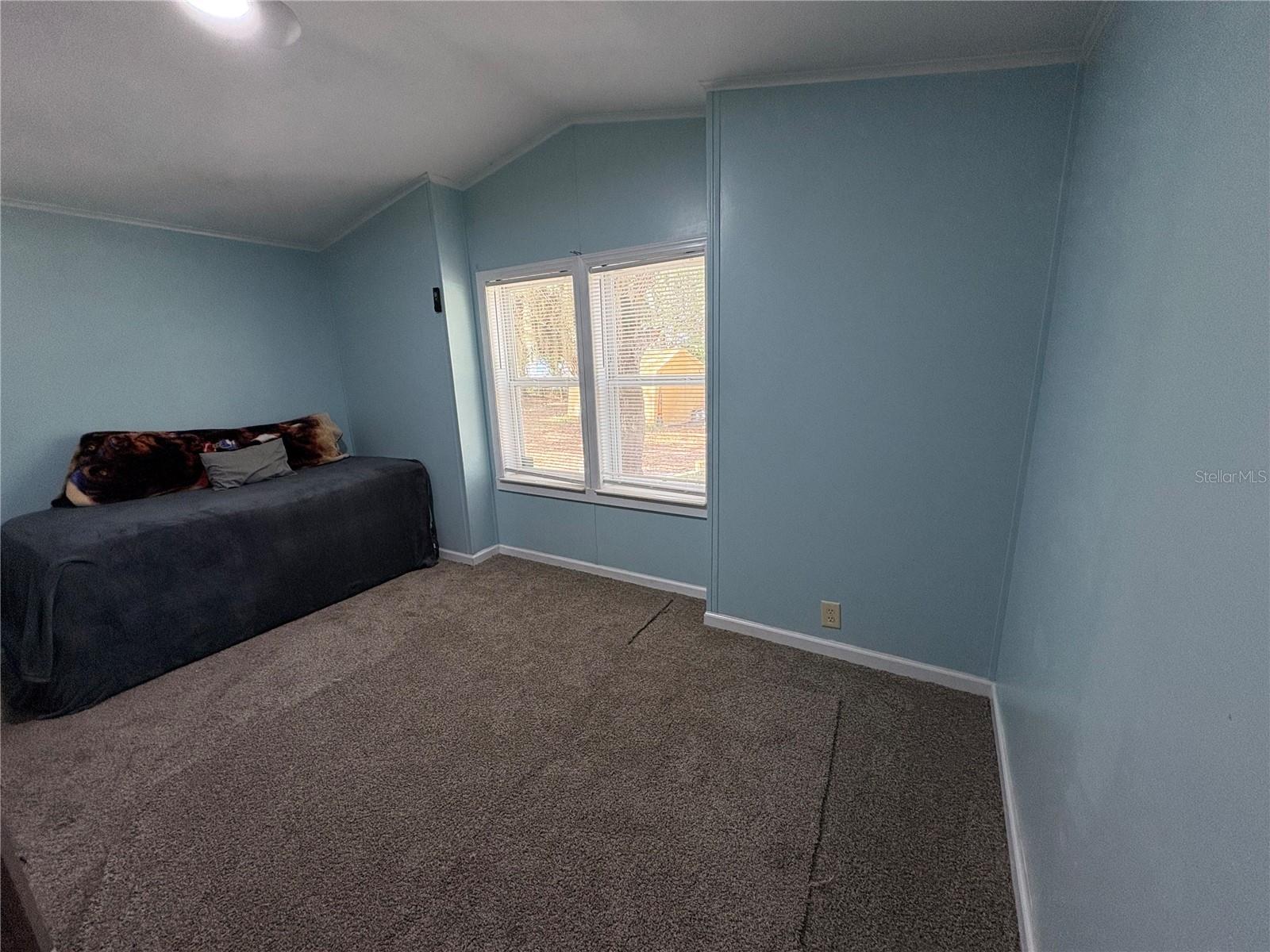 Image 17 of 41 For 4981 Lyons Street