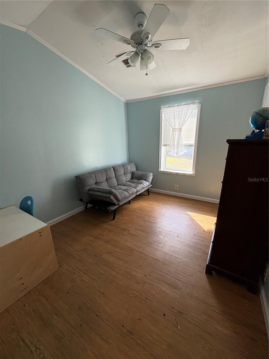 Image 19 of 41 For 4981 Lyons Street