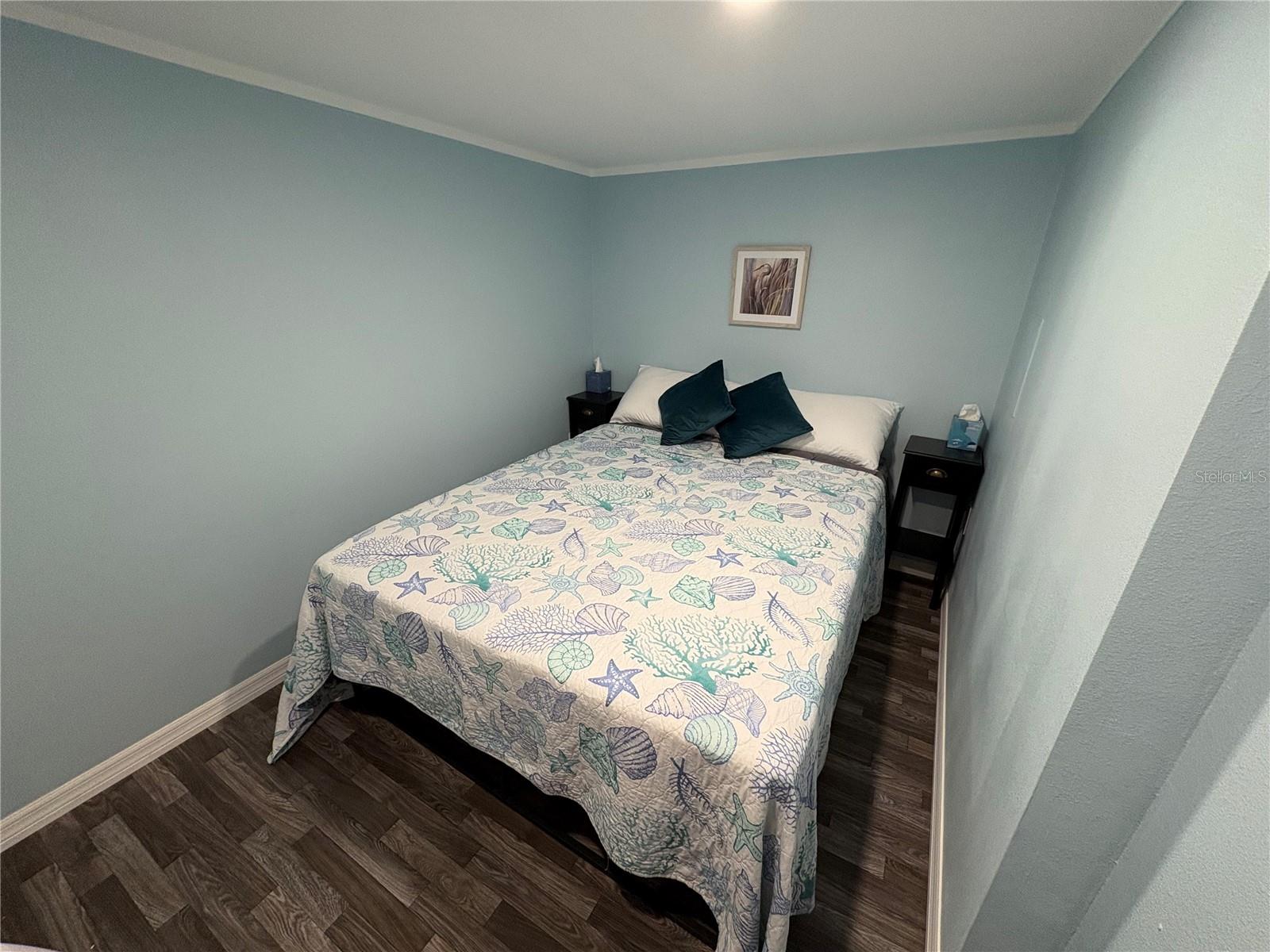 Image 28 of 41 For 4981 Lyons Street