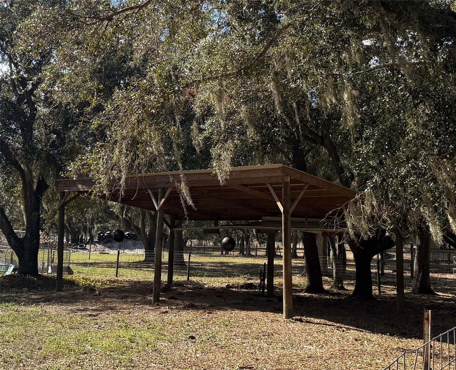 Image 38 of 41 For 4981 Lyons Street