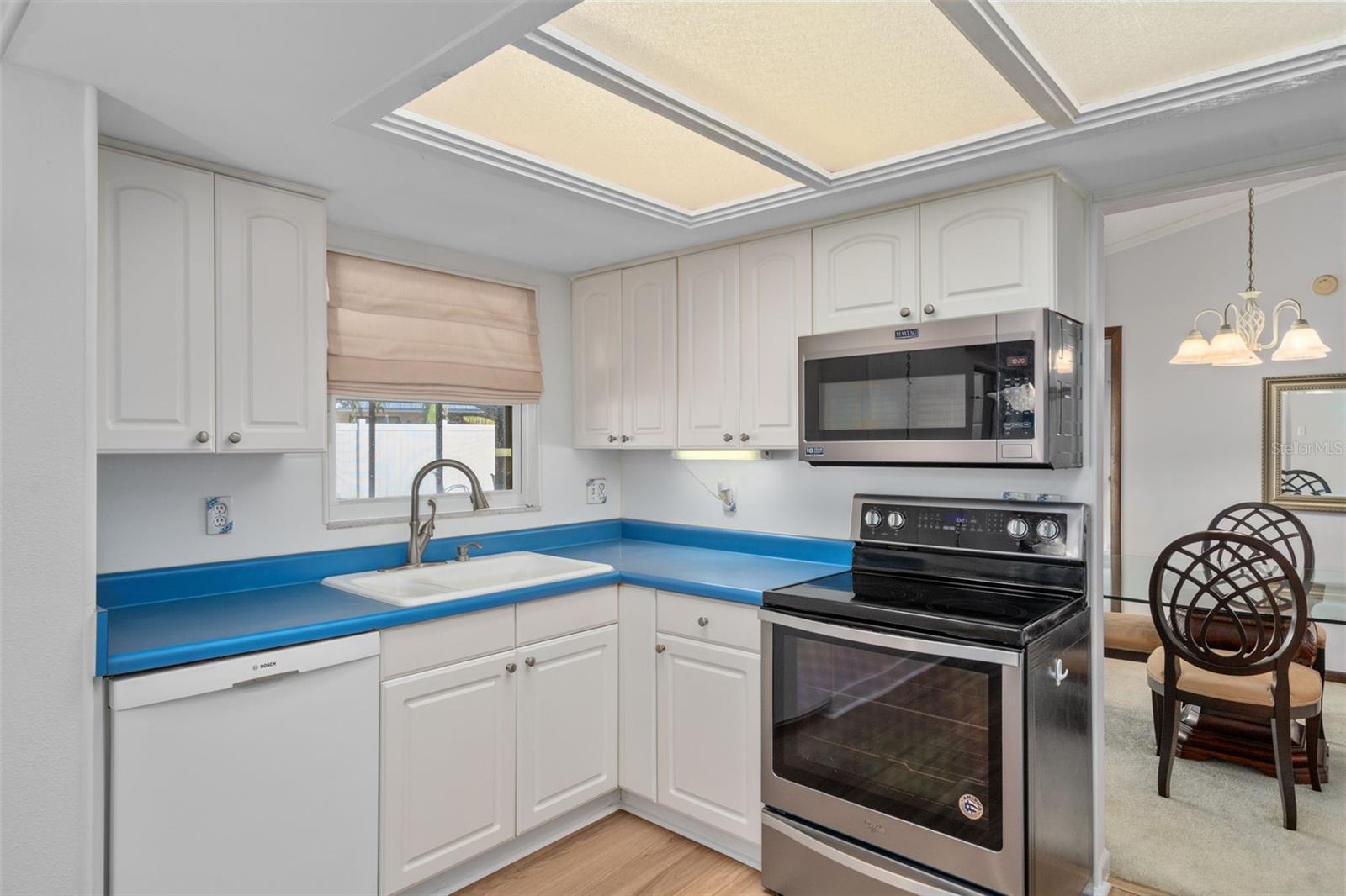 Image 16 of 51 For 5519 Fulmar Drive