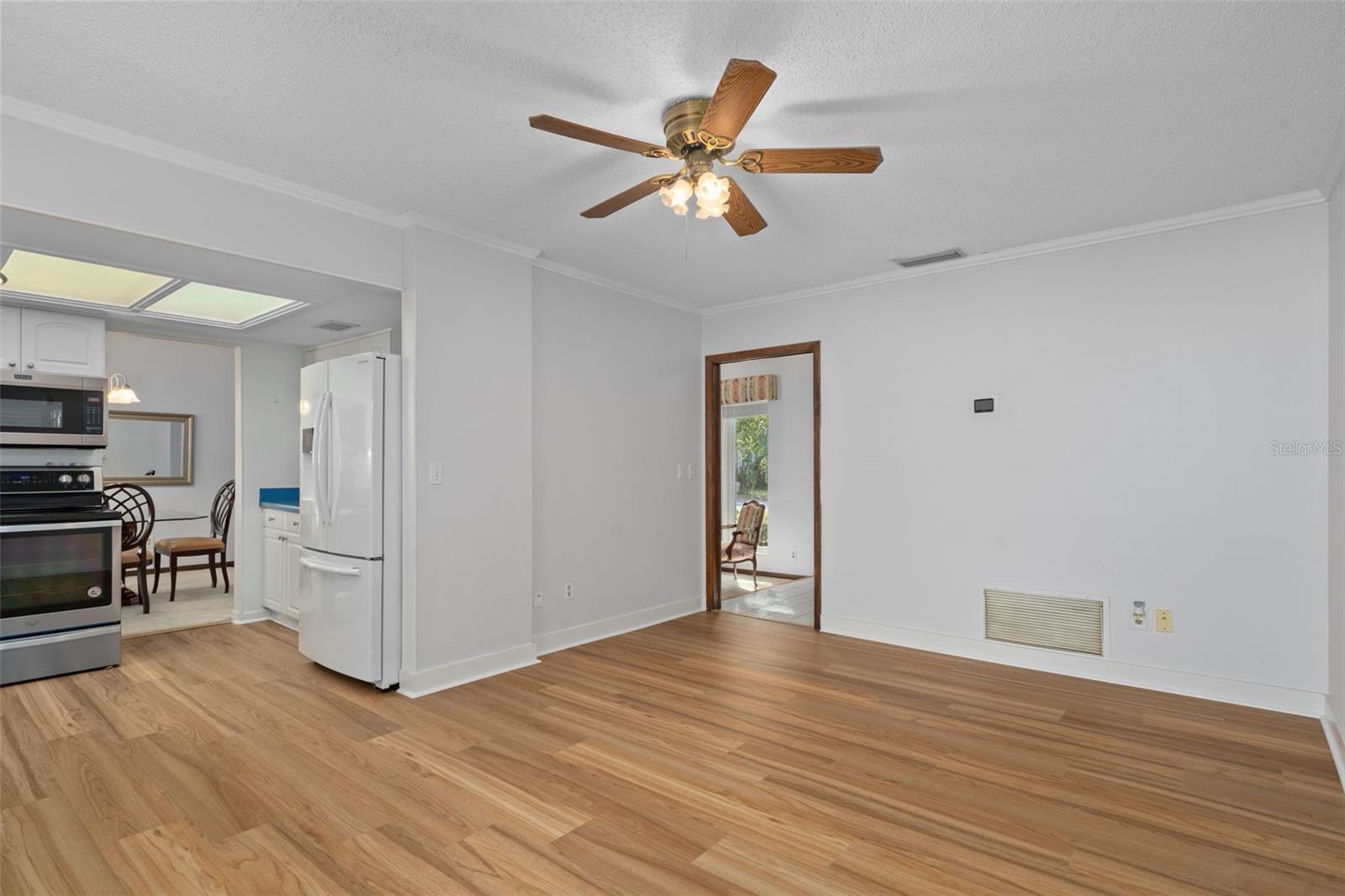 Image 18 of 51 For 5519 Fulmar Drive