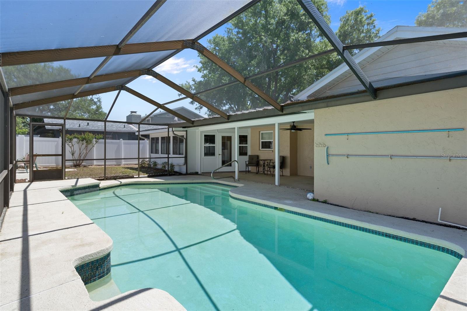 Listing photo id 55 for 5519 Fulmar Drive