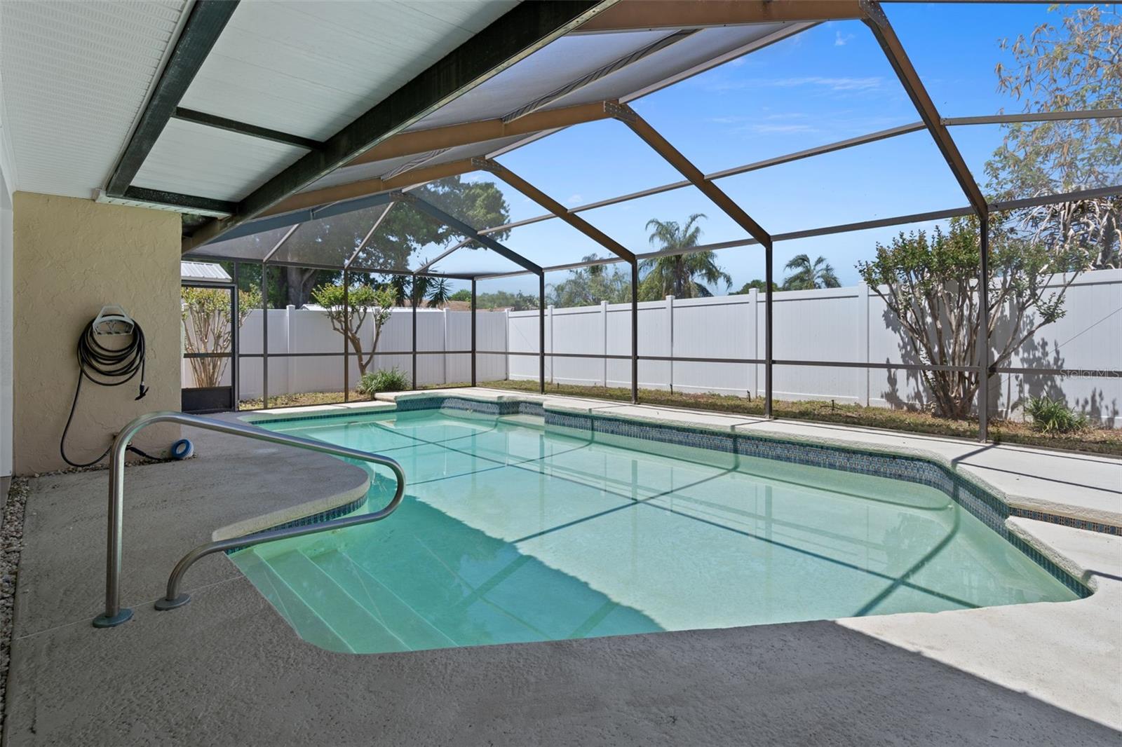 Listing photo id 57 for 5519 Fulmar Drive