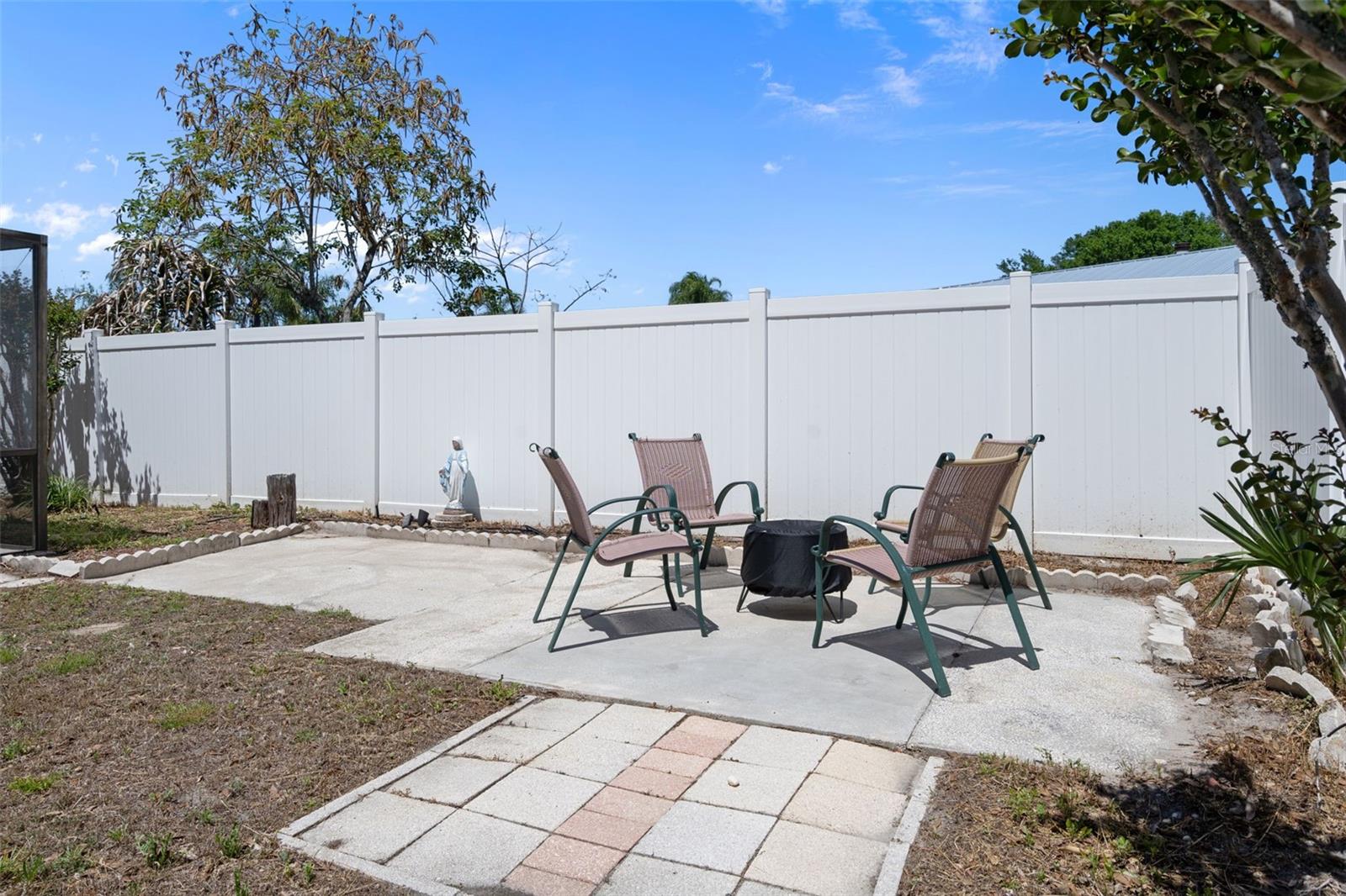 Listing photo id 59 for 5519 Fulmar Drive