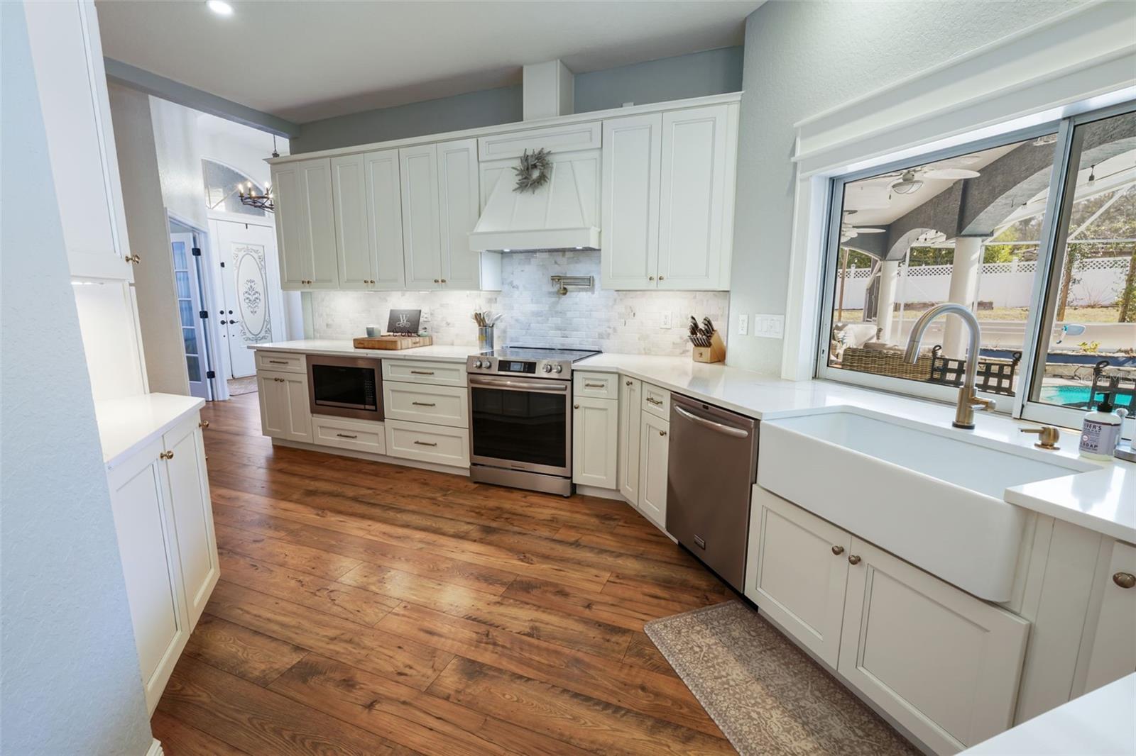 Image 10 of 83 For 11420 Chalk Farm Road