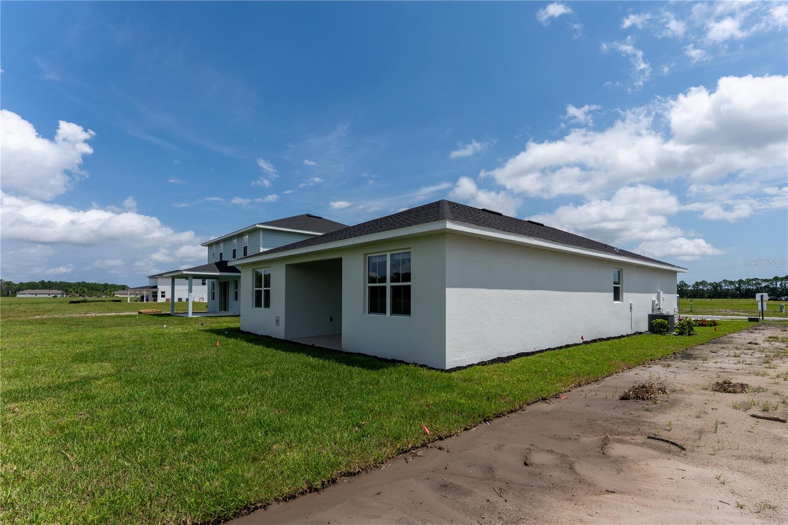 Image 23 of 24 For 3135 Tiger Palm Way