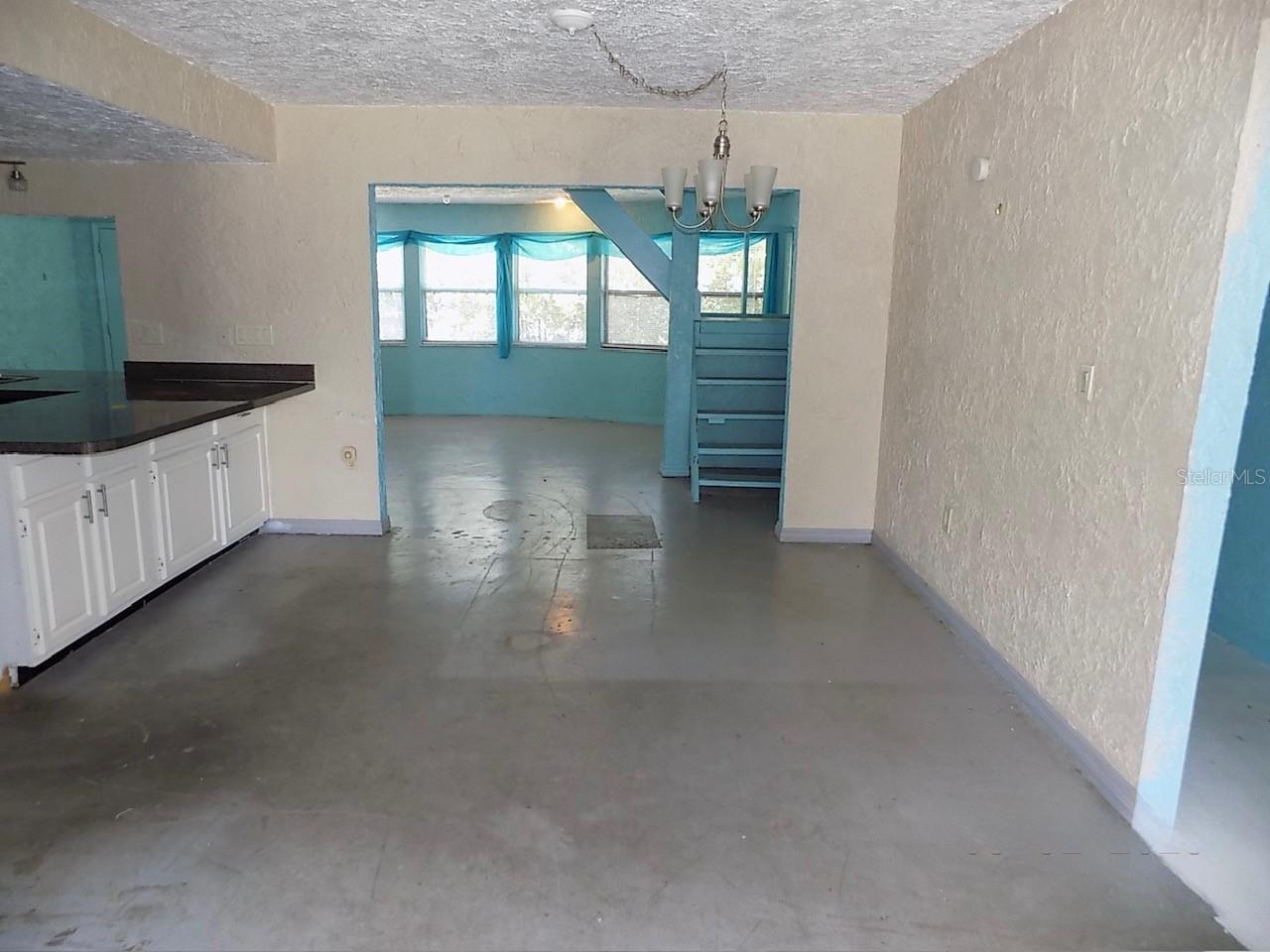 Image 2 of 15 For 8568 Heather Boulevard