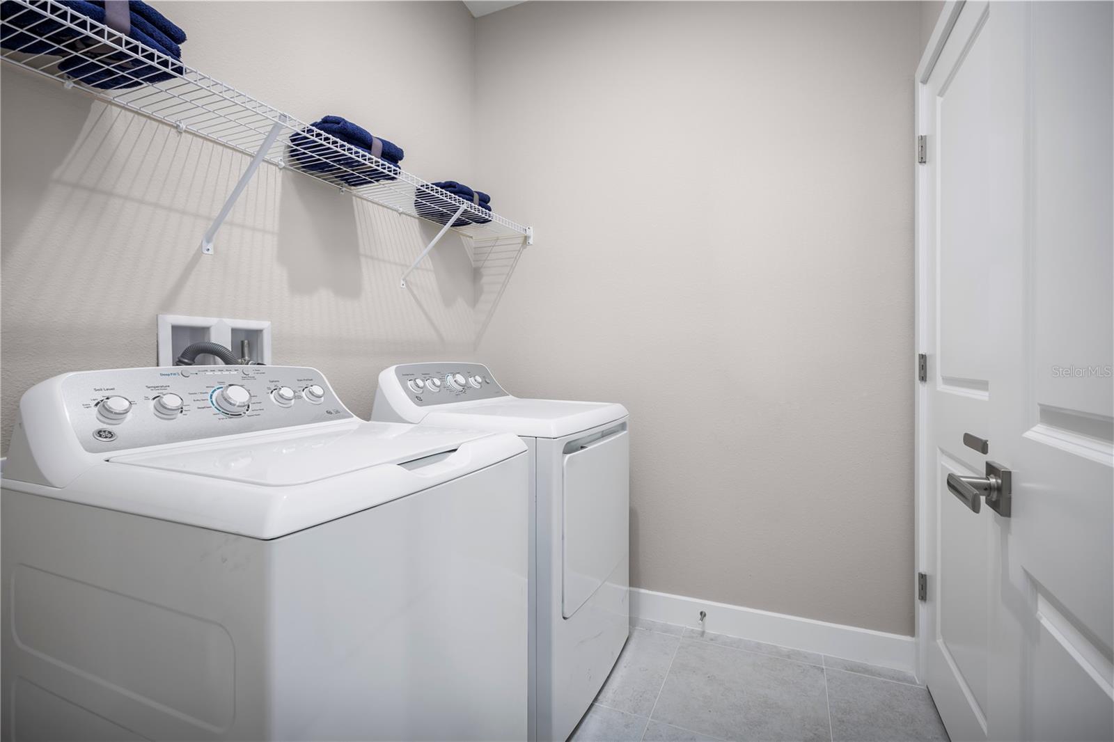 Image 13 of 13 For 3139 Tiger Palm Way