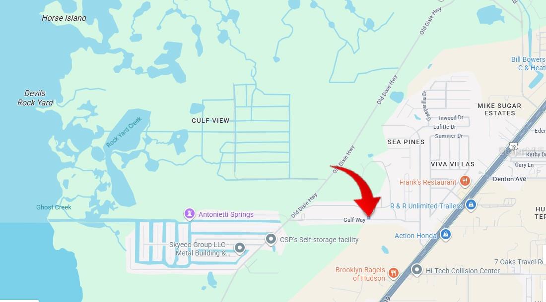 Listing photo id 1 for 8165 Gulf Way