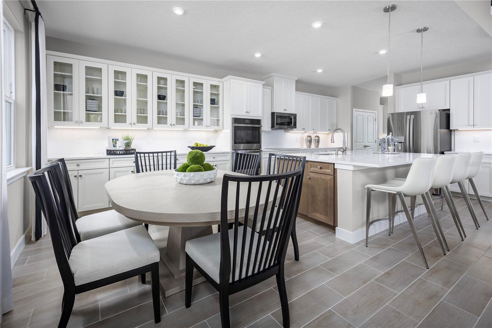 Image 6 of 20 For 3070 Tiger Palm Way