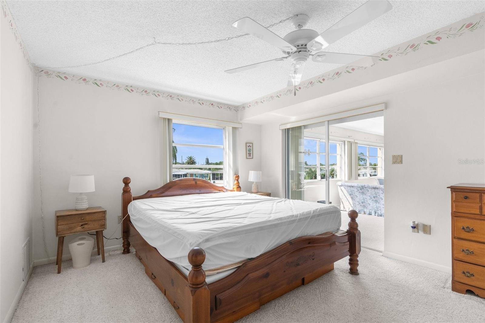 Image 11 of 20 For 4632 Marine Parkway 208