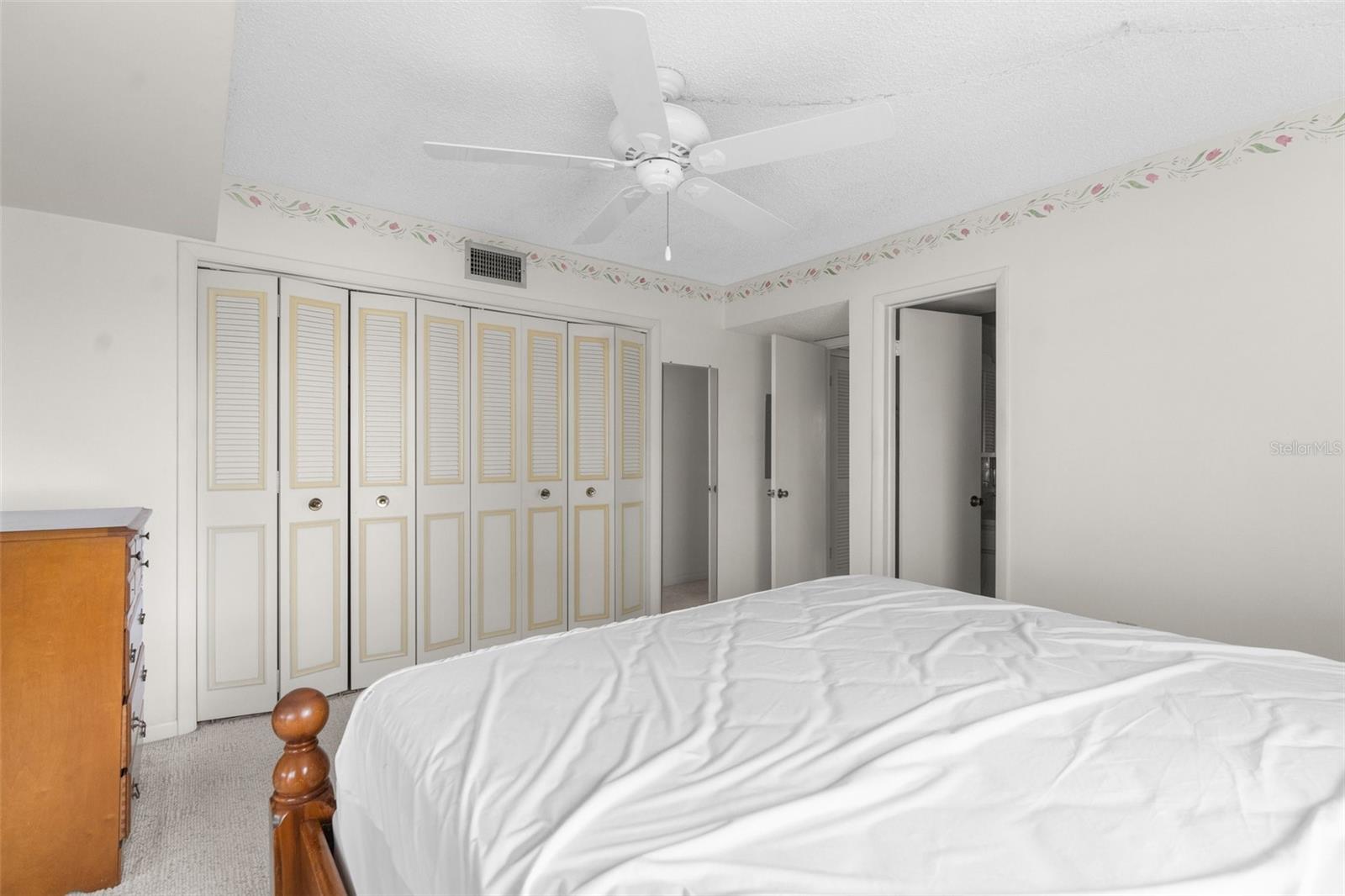 Image 12 of 20 For 4632 Marine Parkway 208