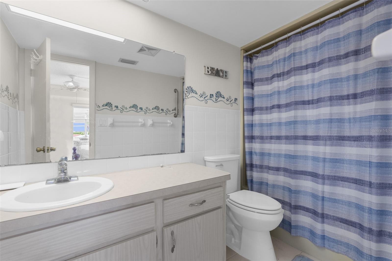 Image 14 of 20 For 4632 Marine Parkway 208